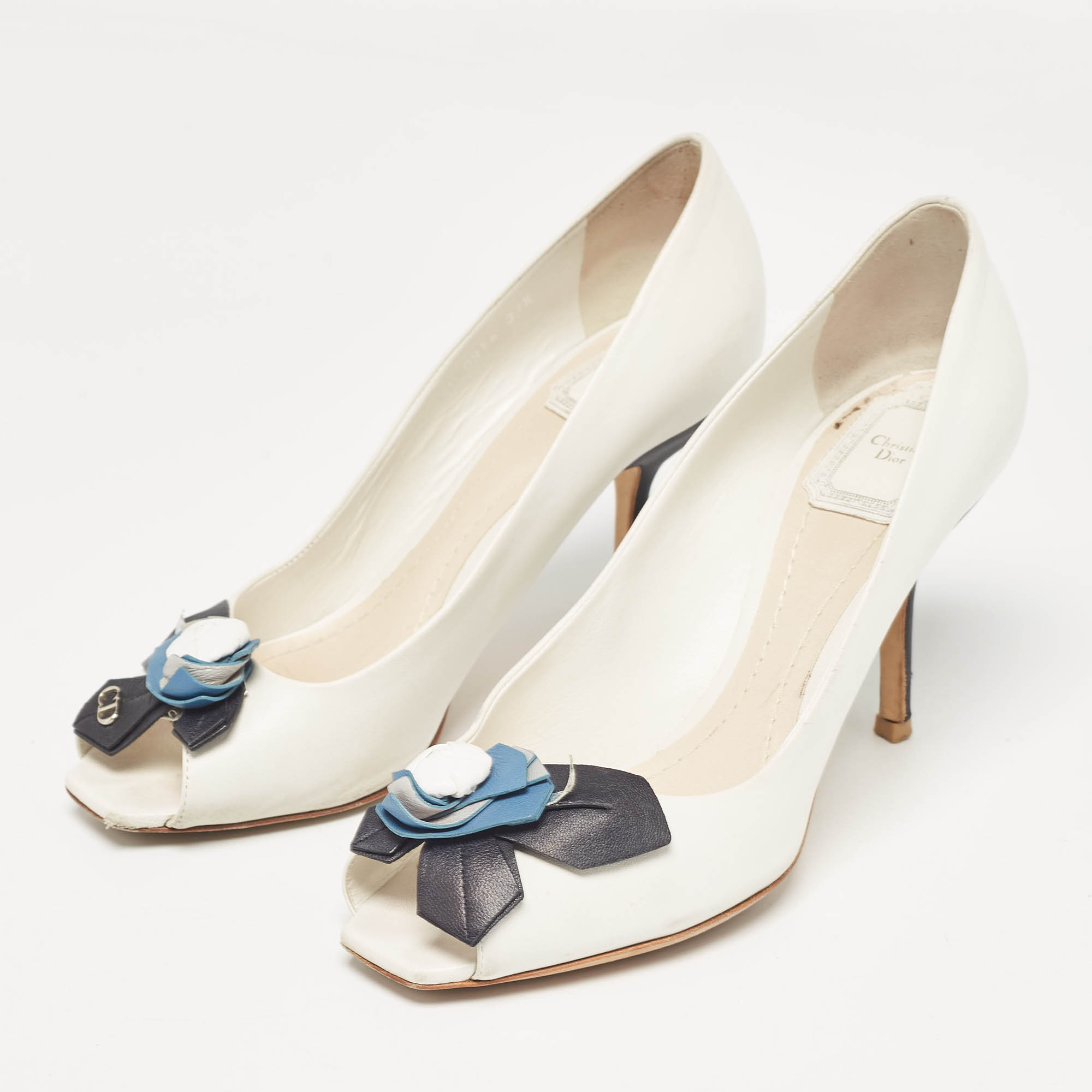 Dior White Leather Flower Applique Peep Toe Pumps Size 37.5