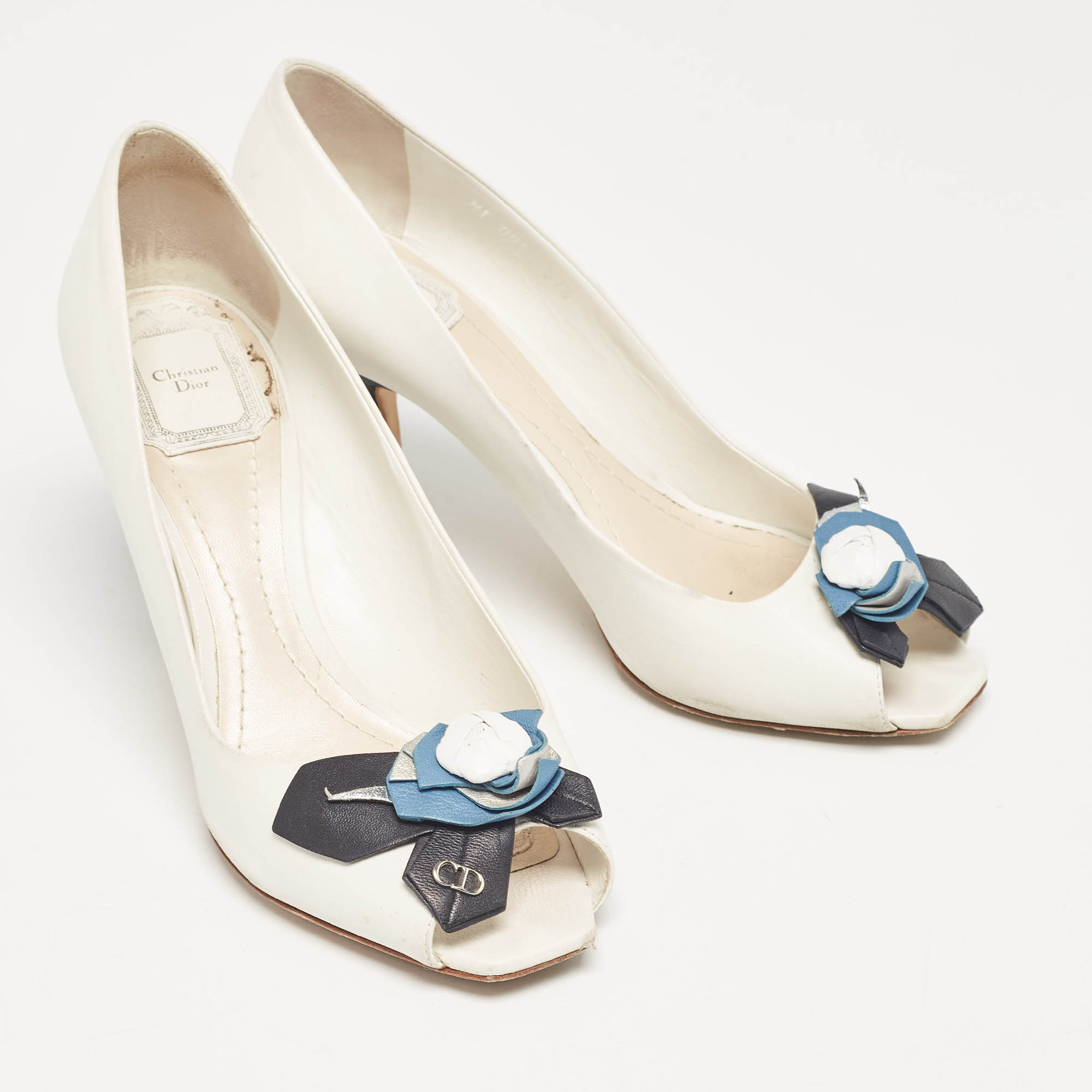 Dior White Leather Flower Applique Peep Toe Pumps Size 37.5