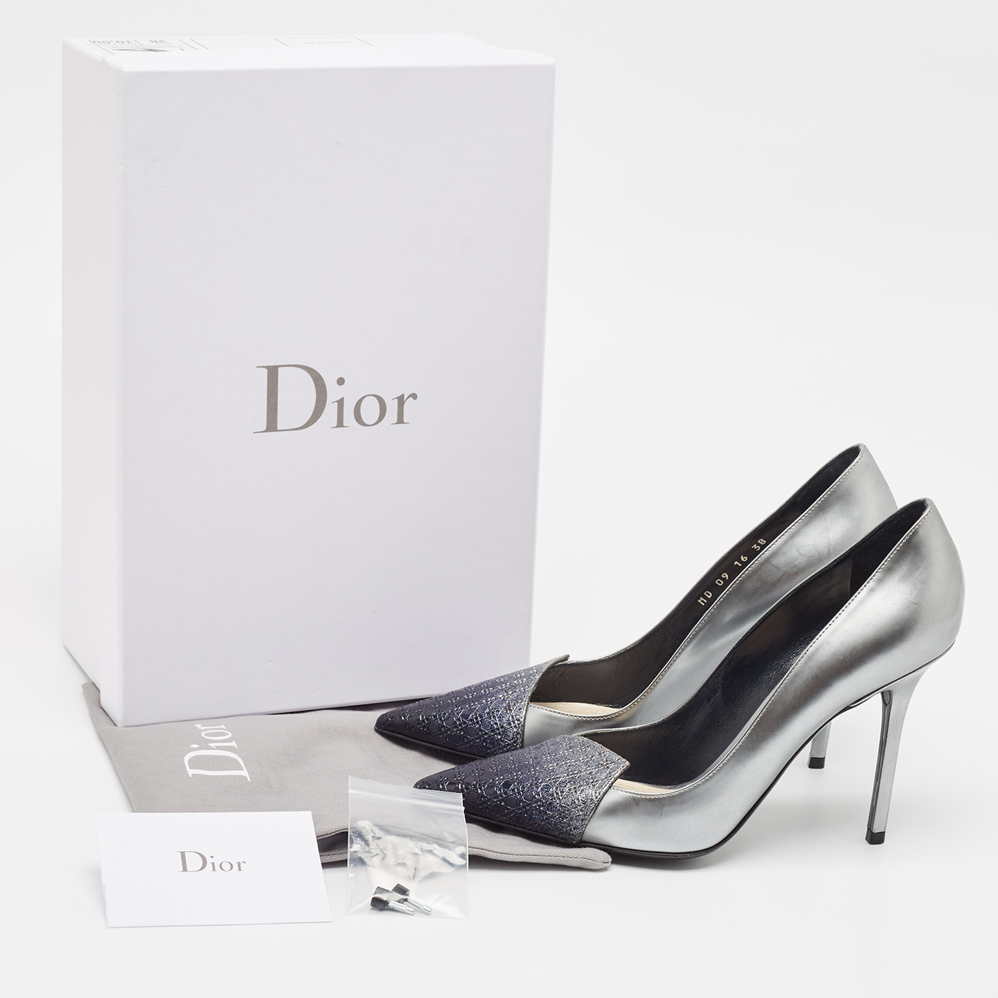 Dior Grey Patent Leather Cannage Pointed Toe Pumps Size 38