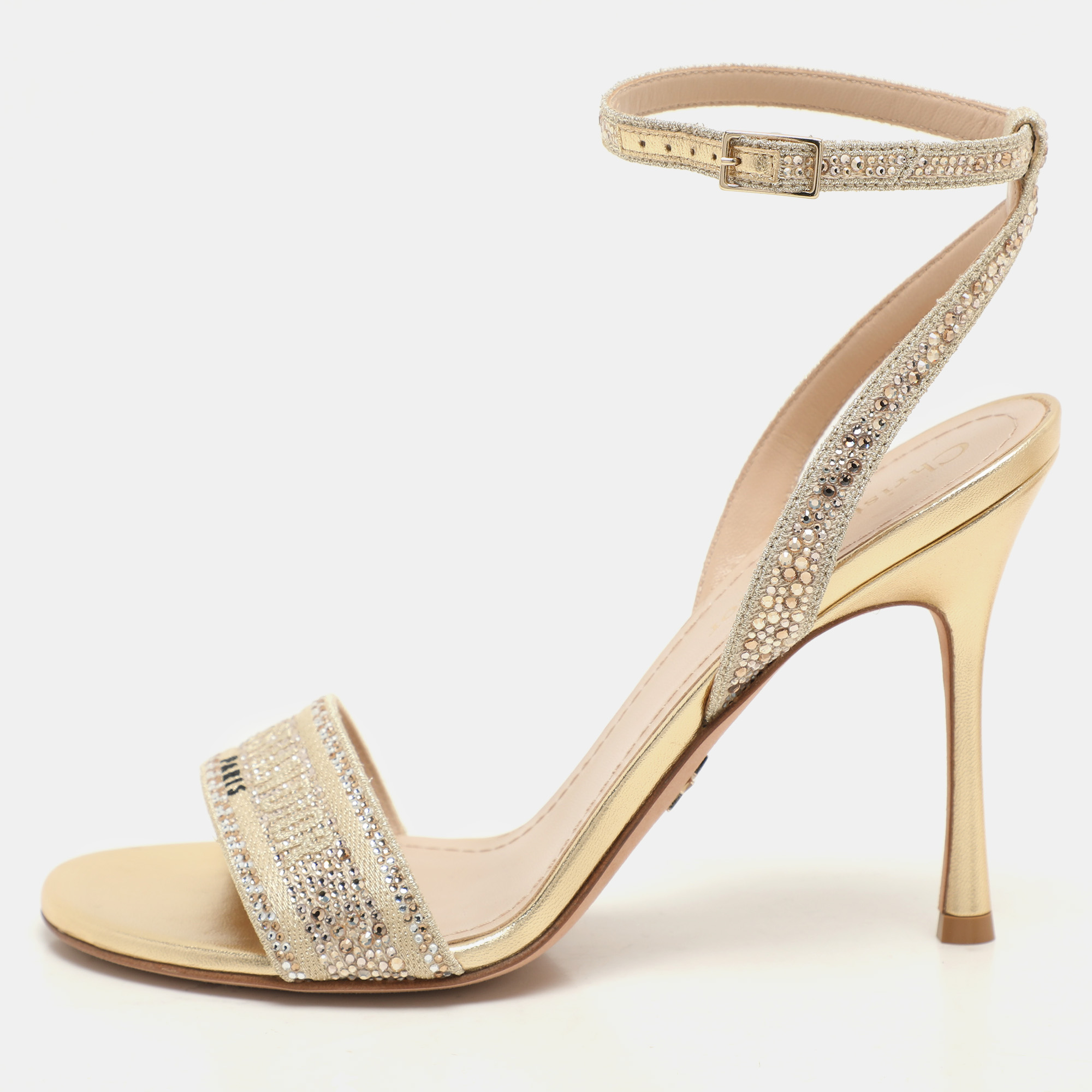 Dior Metallic Beige Canvas Crystals Embellished Dway Ankle Strap Heeled Sandals Size 37
Dior Metallic Beige Canvas Crystals Embellished Dway Ankle Strap Heeled Sandals Size 37