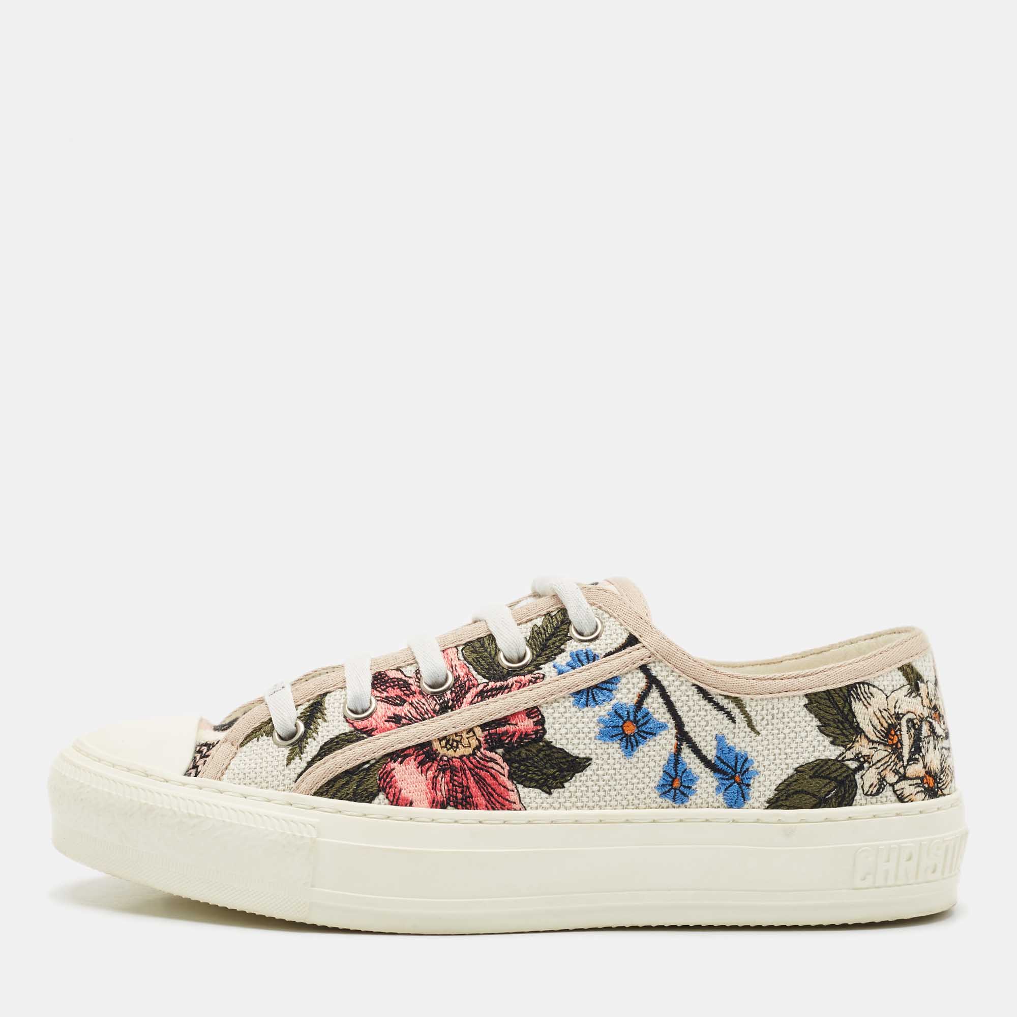 Dior Multicolor Floral Embroidered Canvas Walk N Dior Low Top Sneakers Size
Dior Multicolor Floral Embroidered Canvas Walk N Dior Low Top Sneakers Size