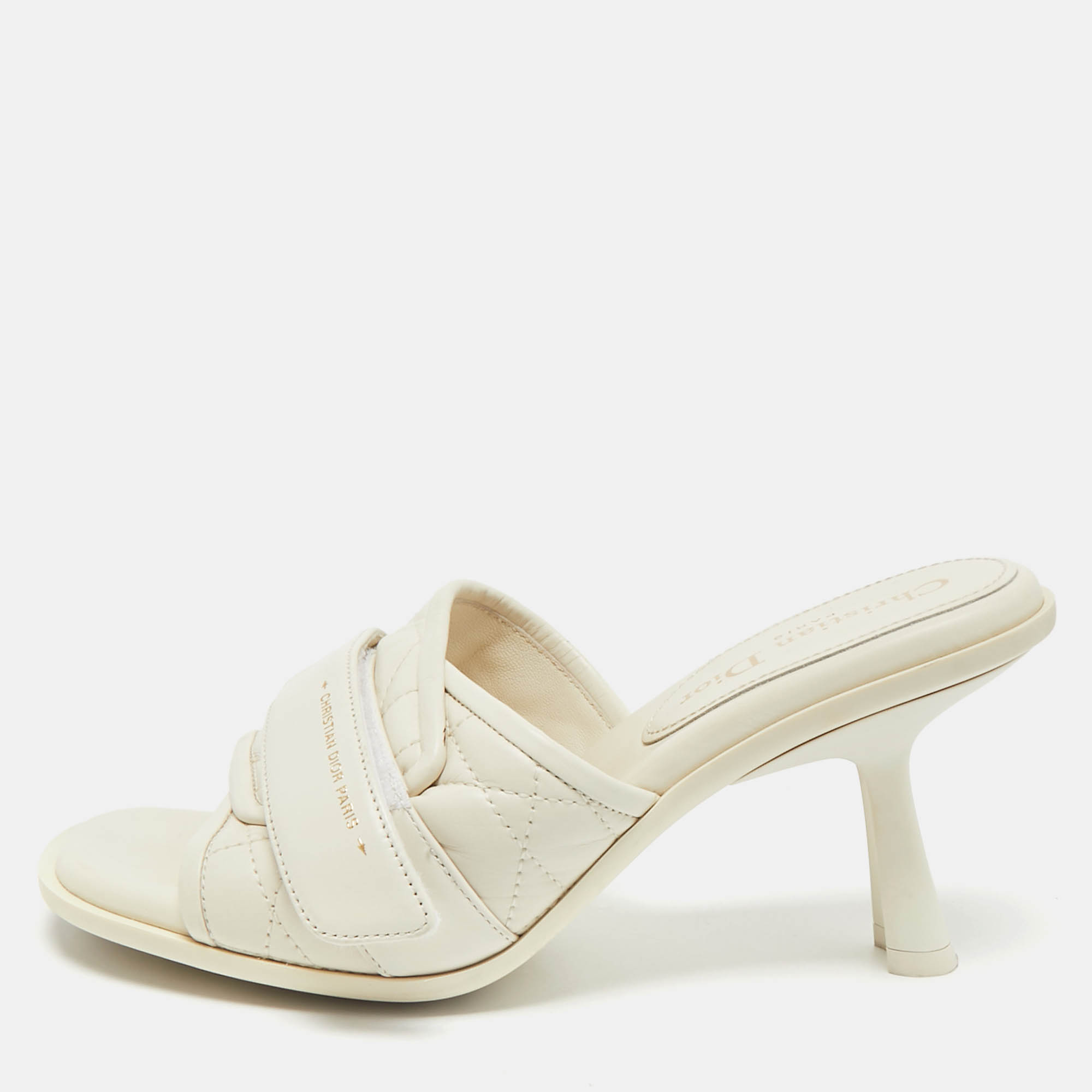 Dior Off White Quilted Leather Diorevolution Slide Sandals Size
Dior Off White Quilted Leather Diorevolution Slide Sandals Size
