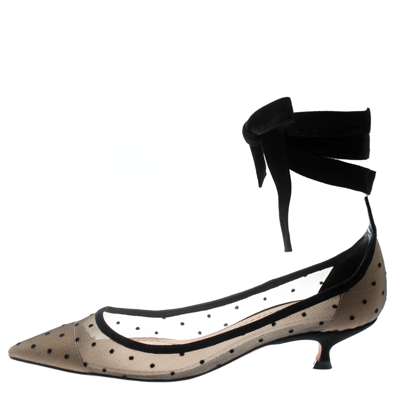 Dior Black Mesh And Suede Lovely D Polka Dot Ankle Wrap Pointed Toe Pumps Size
Dior Black Mesh And Suede Lovely D Polka Dot Ankle Wrap Pointed Toe Pumps Size
