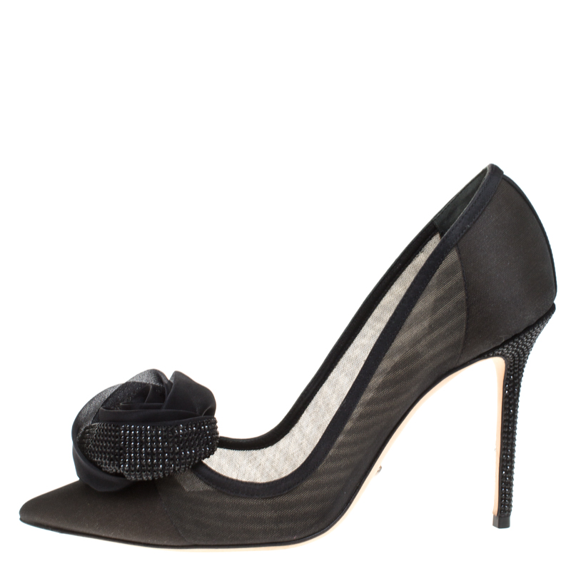 Dior Black Silk Midnight Garden Crystal Embellished Rosette Pointed Toe Pumps Size
Dior Black Silk Midnight Garden Crystal Embellished Rosette Pointed Toe Pumps Size