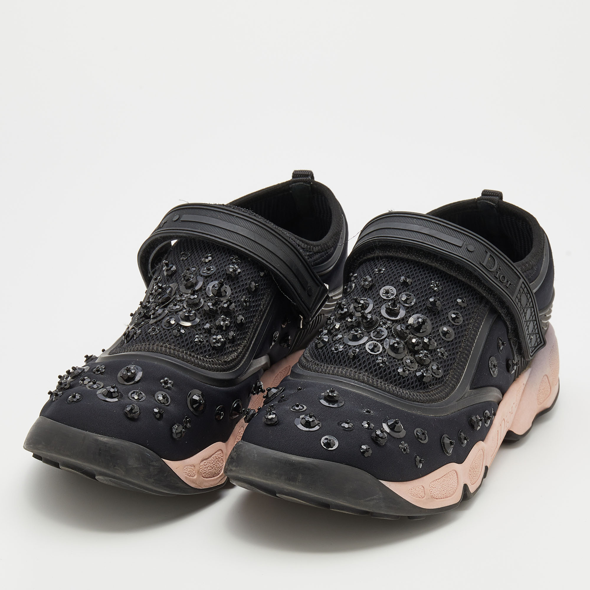 Dior Black Mesh And Stretch Fabric Embellished Fusion Low Top Sneakers Size
Dior Black Mesh And Stretch Fabric Embellished Fusion Low Top Sneakers Size