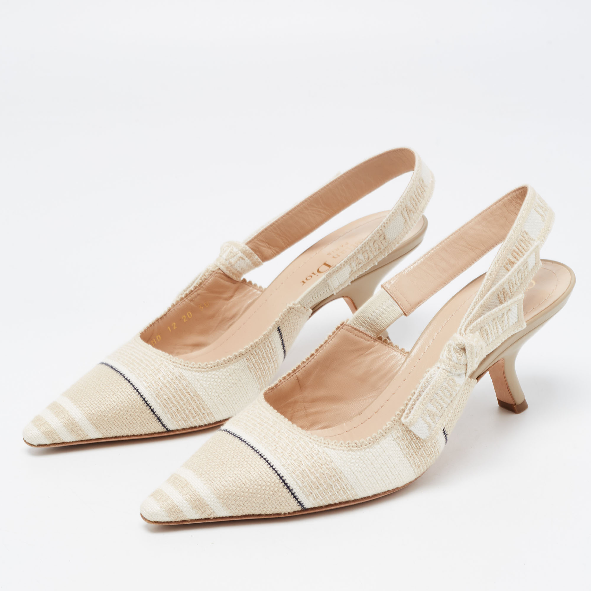 Dior Beige/White Canvas Striped Embroidered J'Adior Slingback Pumps Size, Grey
Dior Beige/White Canvas Striped Embroidered J'Adior Slingback Pumps Size, Grey