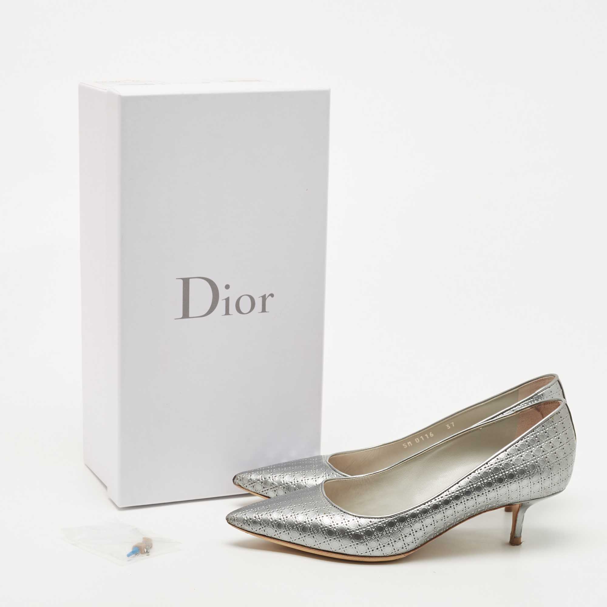 Dior Metallic Silver Cannage Leather Cherie Pointed Toe Pumps Size 37
