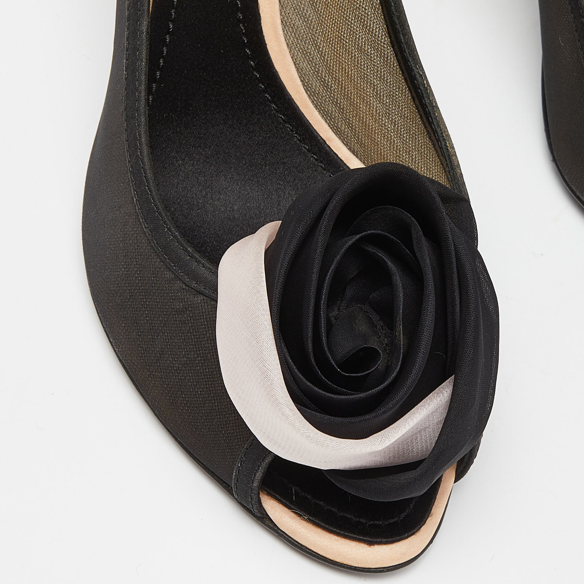 Dior Black/Pink Mesh And Satin Garden Flower Detail Peep Toe Pumps Size 39