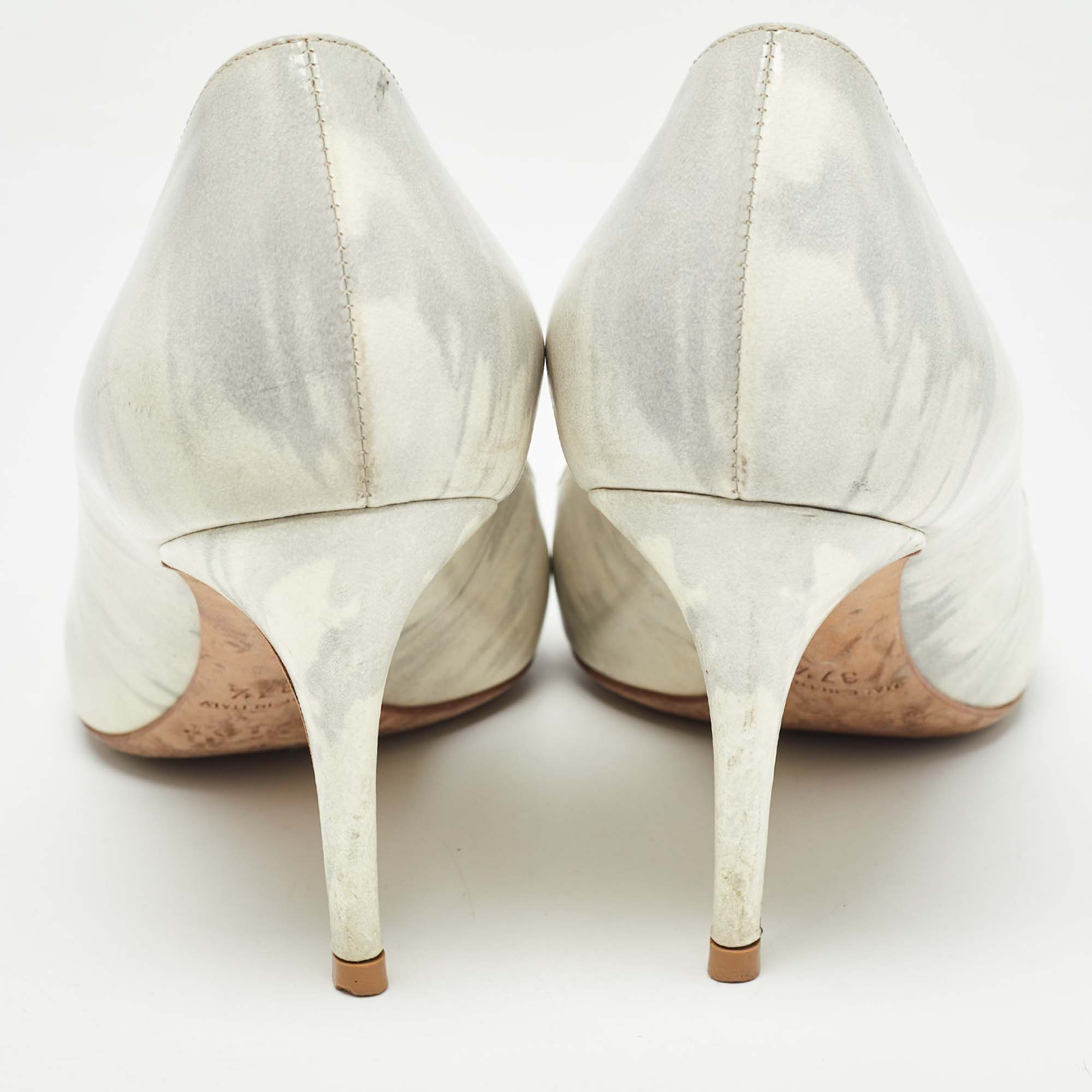 Dior Grey/White Leather Cherie Pumps Size 37.5