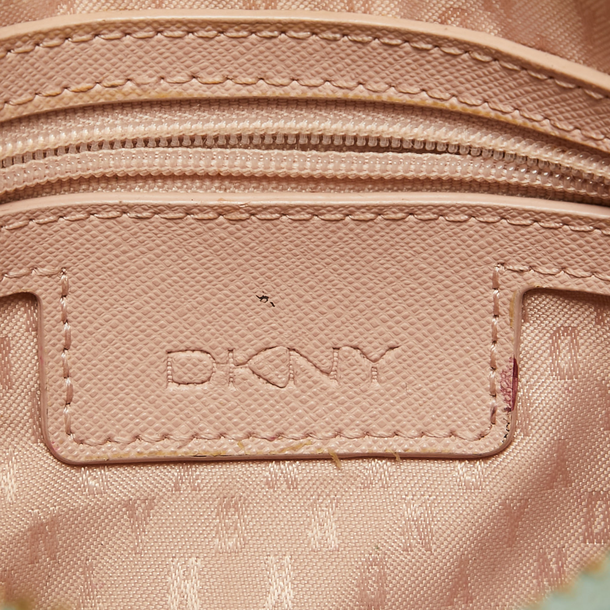 Dkny Blue Leather Chain Crossbody Bag