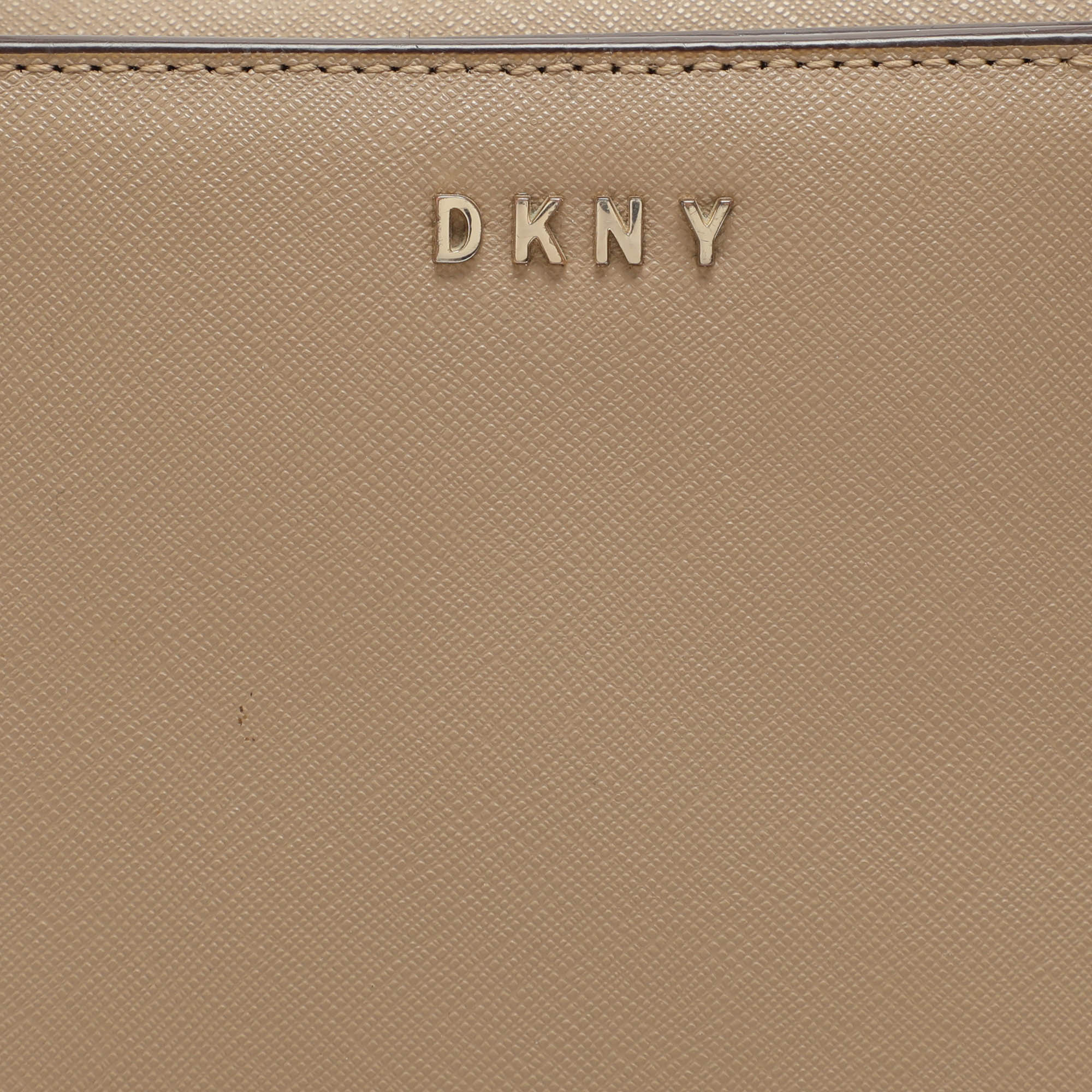 DKNY Beige Leather Bryant Park Chain Tote