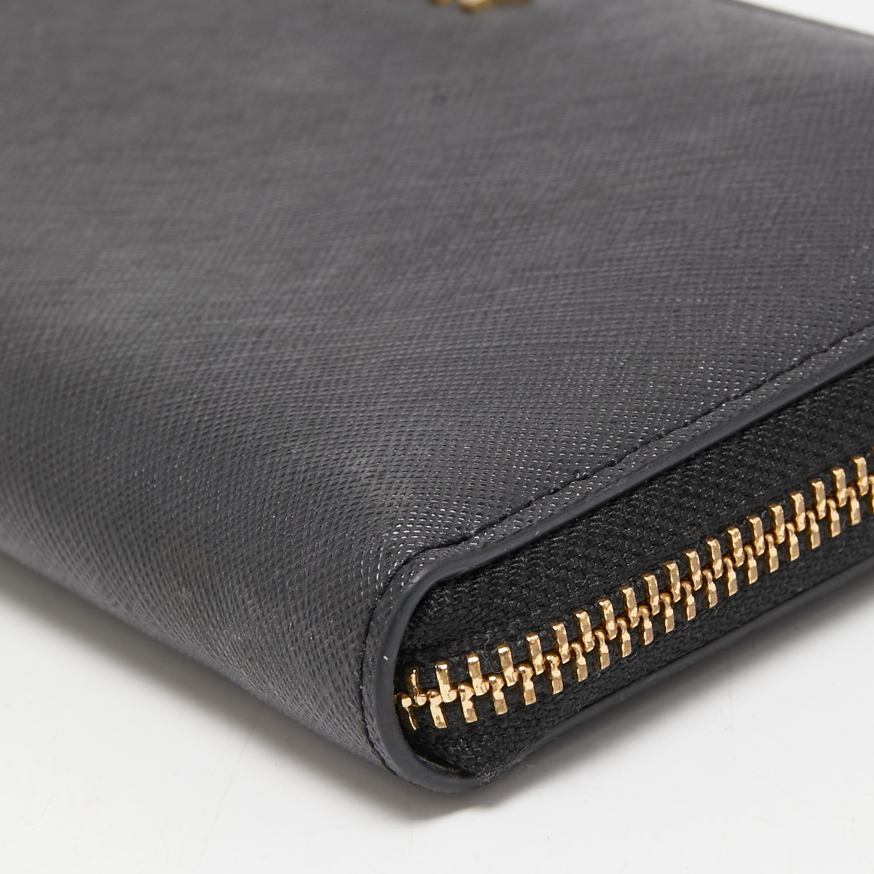 DKNY Black Leather Bryant Park Zip Around Wallet