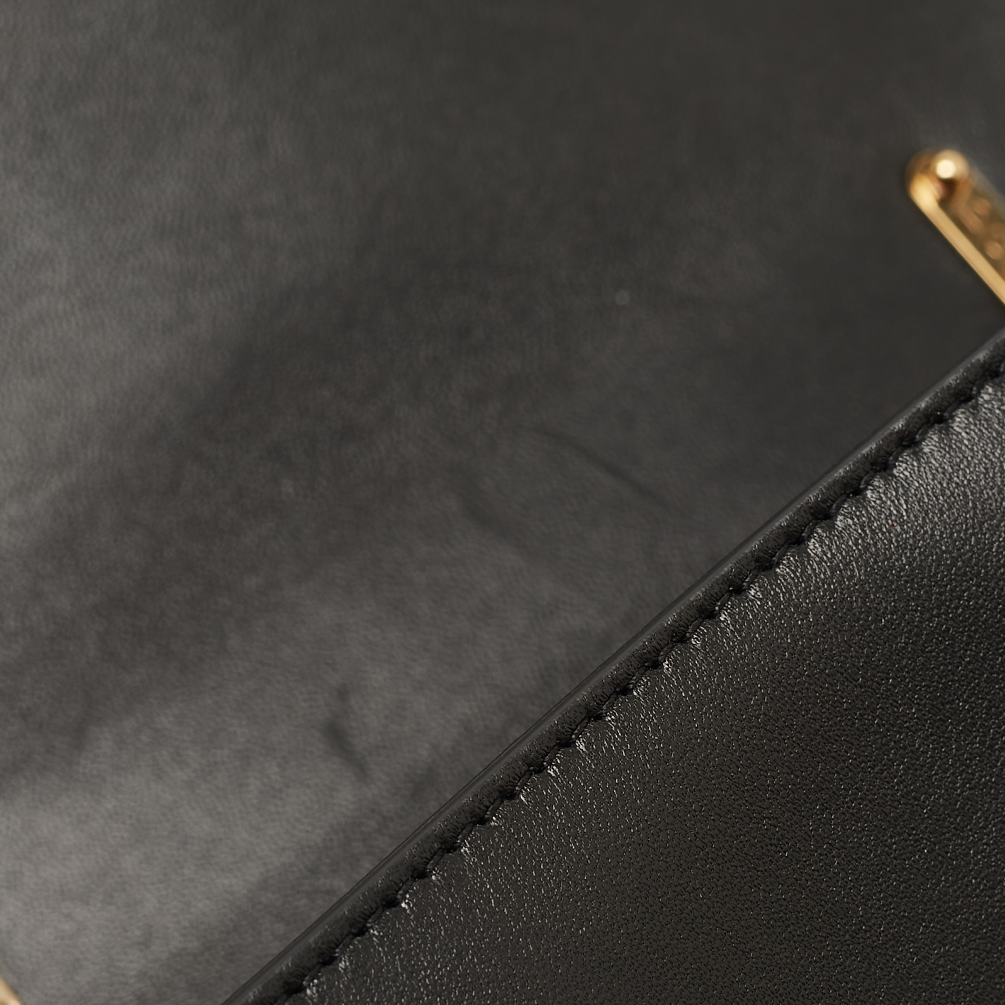 Dolce & Gabbana Black Leather Devotion Mordore Crossbody Bag