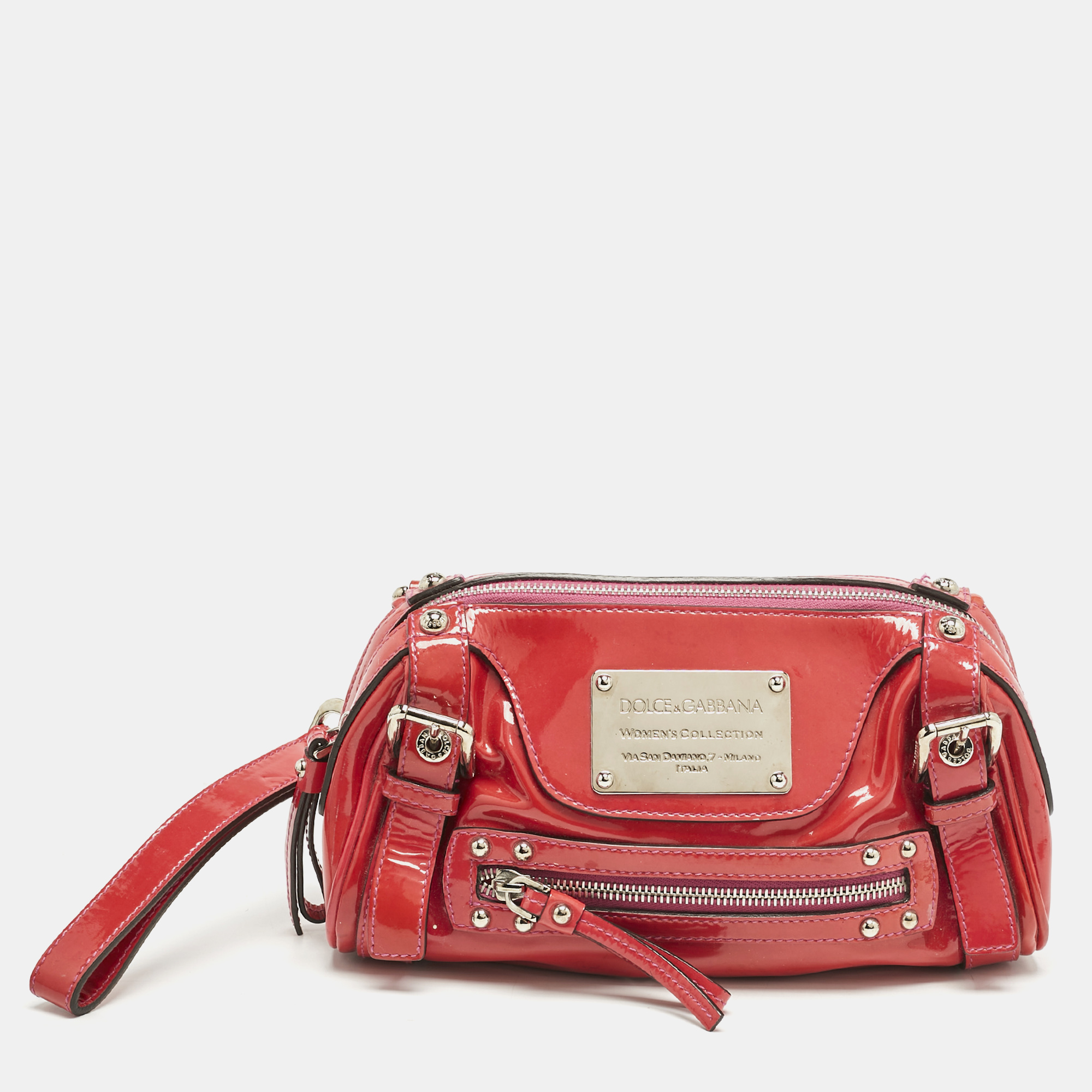 Dolce & Gabbana Red Patent Leather Miss Easy Way Wristlet Clutch
Dolce & Gabbana Red Patent Leather Miss Easy Way Wristlet Clutch