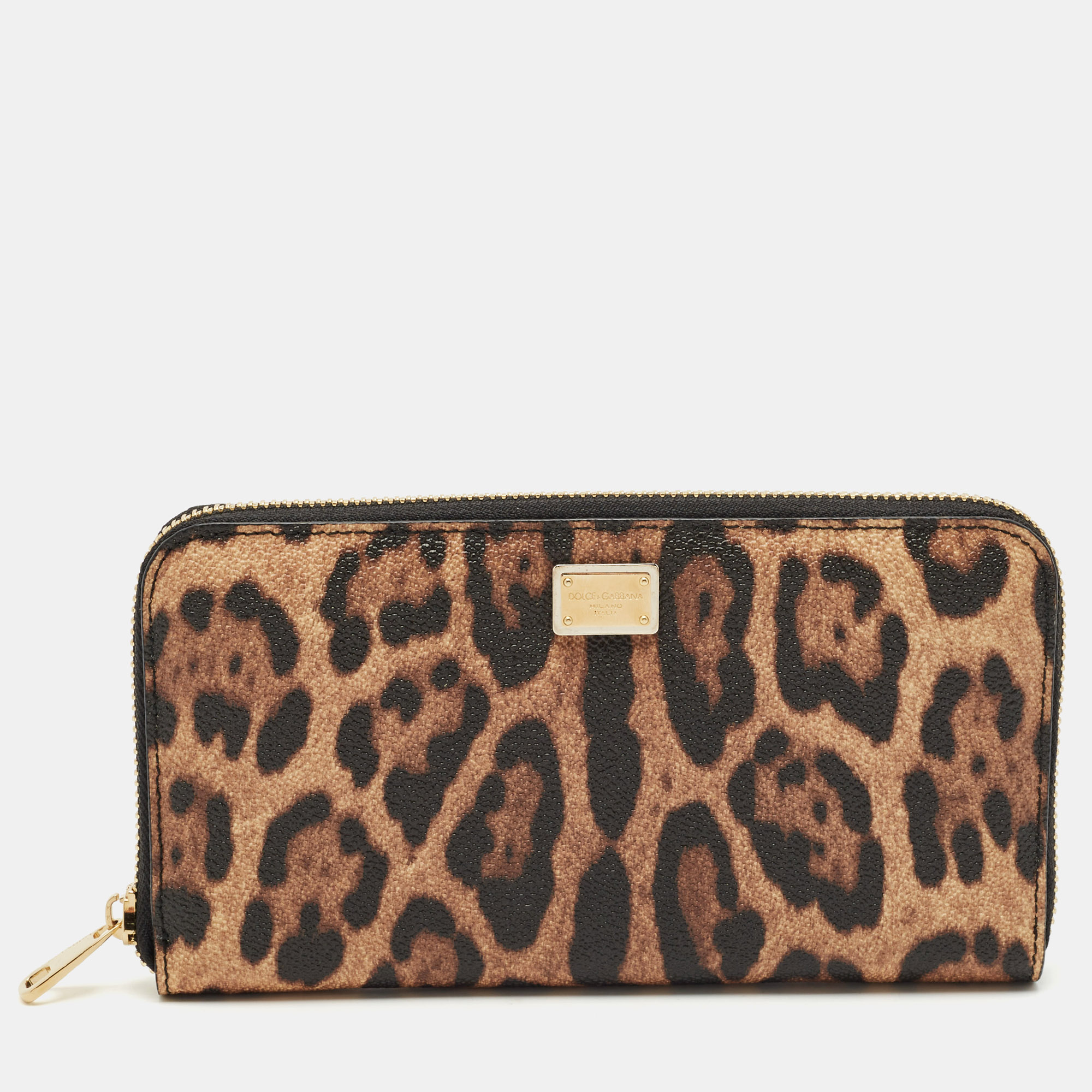 Dolce & Gabbana Beige/Black Leopard Print Coated Canvas Zip Continental Wallet
Dolce & Gabbana Beige/Black Leopard Print Coated Canvas Zip Continental Wallet