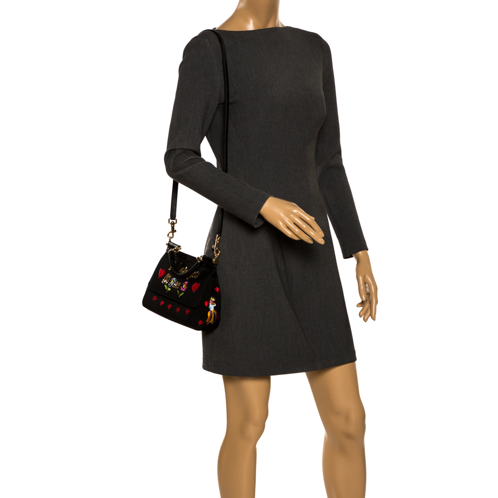 Dolce & Gabbana Black Canvas and Python Small I Love You Mama Miss Sicily Top Handle Bag
Dolce & Gabbana Black Canvas and Python Small I Love You Mama Miss Sicily Top Handle Bag