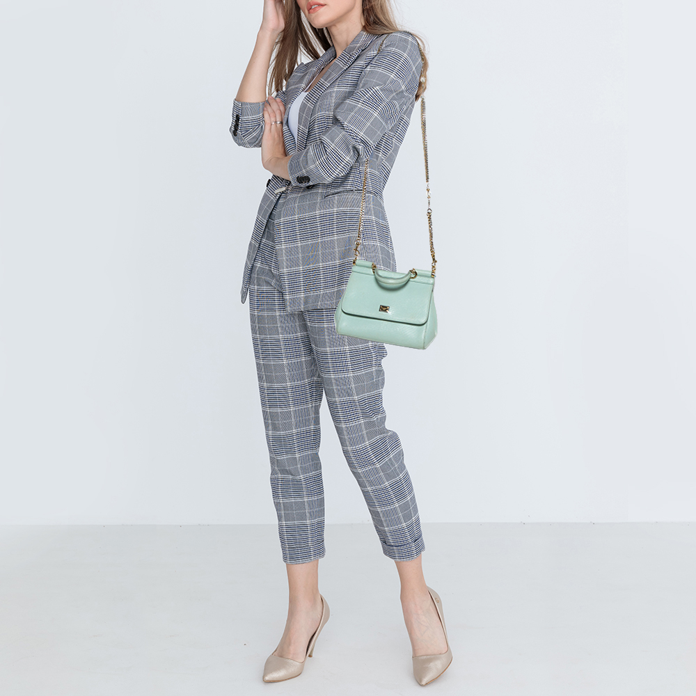 Dolce & Gabbana Green Lizard Embossed Leather Small Miss Sicily Top Handle Bag
Dolce & Gabbana Green Lizard Embossed Leather Small Miss Sicily Top Handle Bag