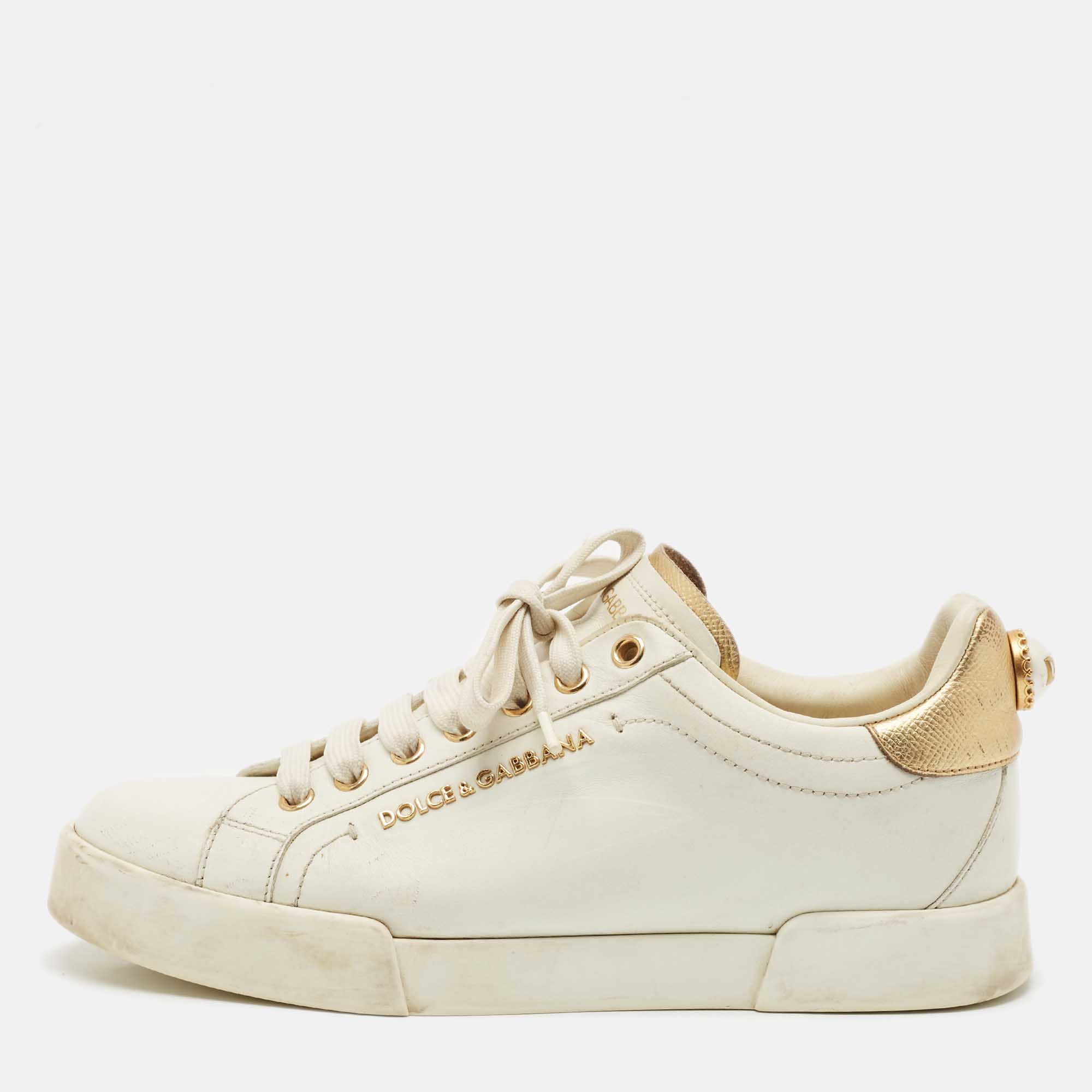 Dolce & Gabbana White Leather Pearl Embellished Portofino Sneakers Size
Dolce & Gabbana White Leather Pearl Embellished Portofino Sneakers Size