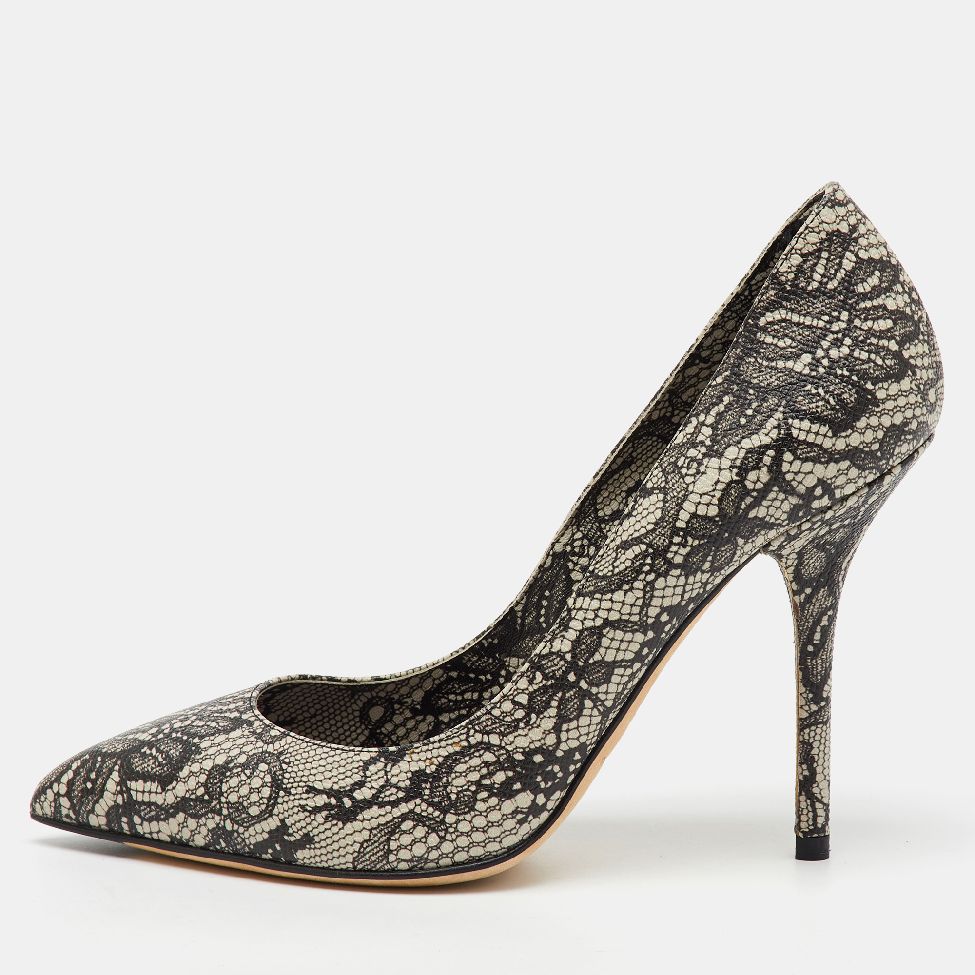 Dolce & Gabbana Black/Beige Leather Lace Printed Chantilly Pointed Toe Pumps Size
Dolce & Gabbana Black/Beige Leather Lace Printed Chantilly Pointed Toe Pumps Size
