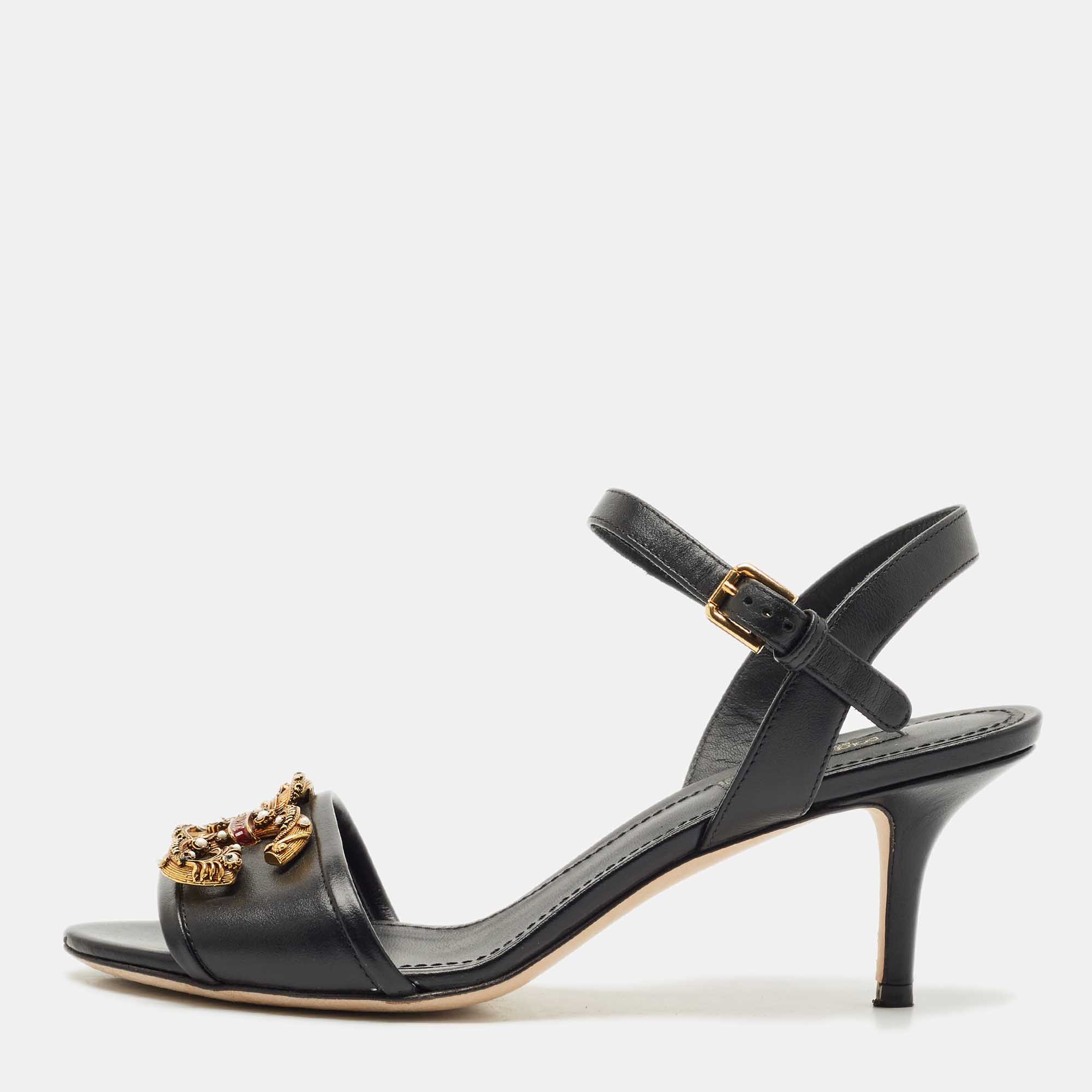 Dolce & Gabbana Black Leather DG Amore Ankle Strap Sandals Size
Dolce & Gabbana Black Leather DG Amore Ankle Strap Sandals Size