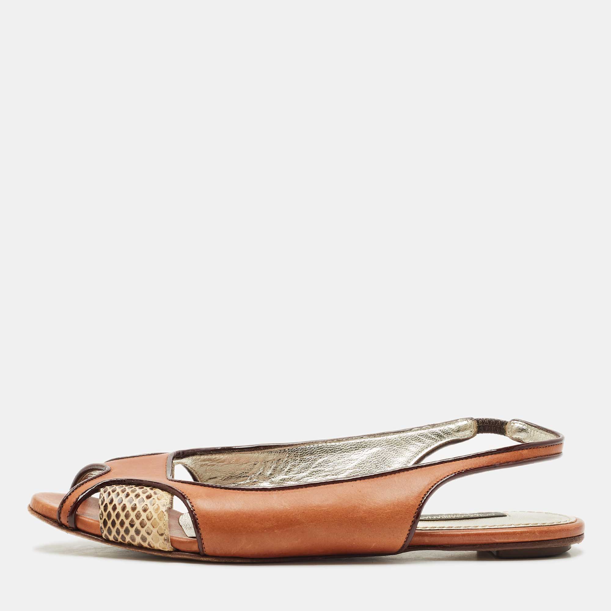 Dolce & Gabbana Brown Leather and Snakeskin Leather Flat Sandals Size
Dolce & Gabbana Brown Leather and Snakeskin Leather Flat Sandals Size