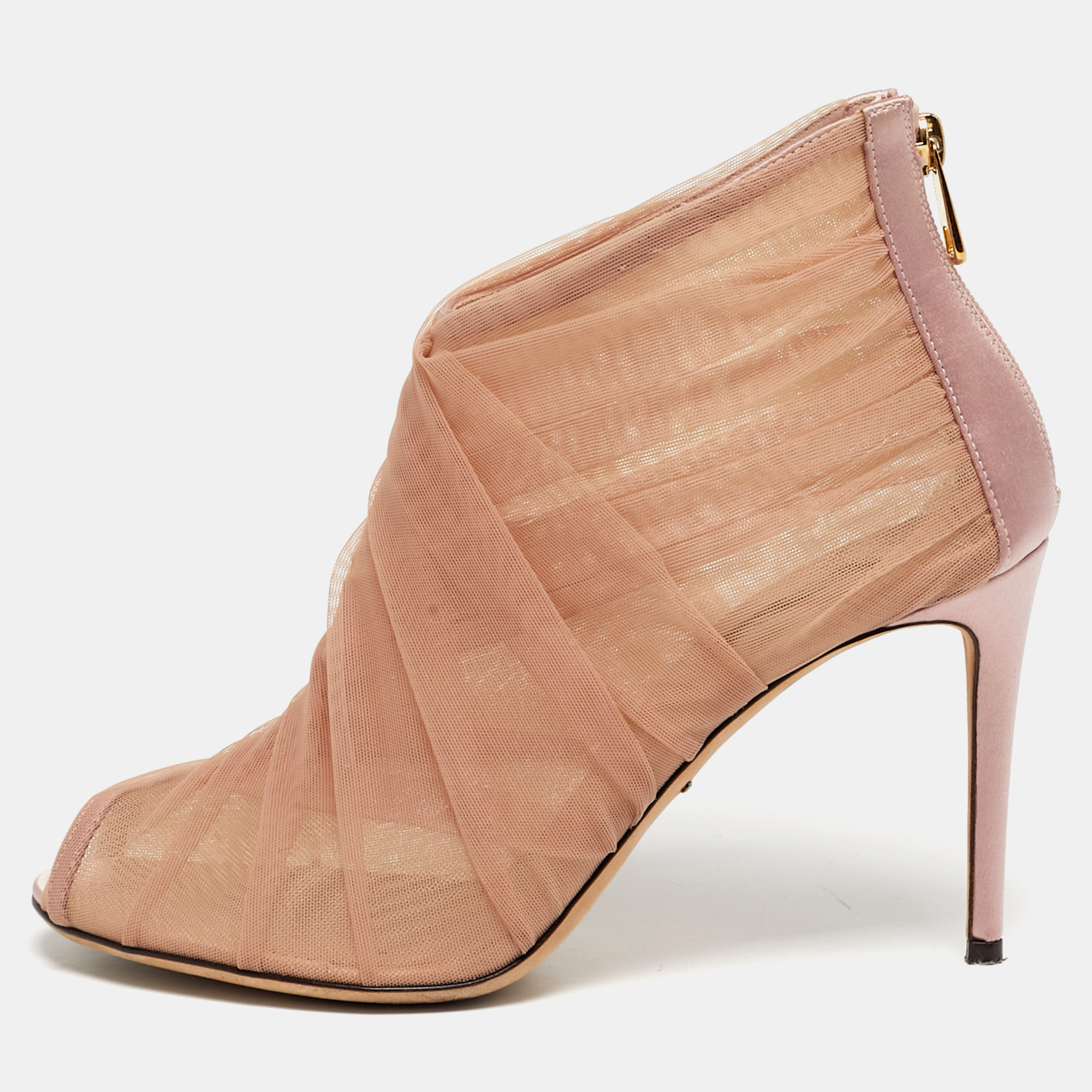 Dolce & Gabbana Size Pink Net and Satin Ankle Length Boots
Dolce & Gabbana Size Pink Net and Satin Ankle Length Boots