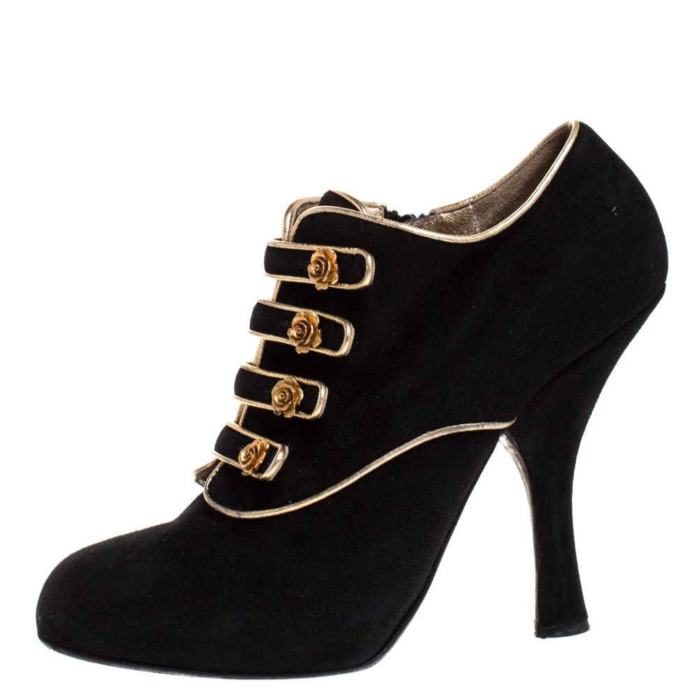 Dolce & Gabbana Black Suede And Leather Trim Rose Detail Ankle Booties Size
Dolce & Gabbana Black Suede And Leather Trim Rose Detail Ankle Booties Size