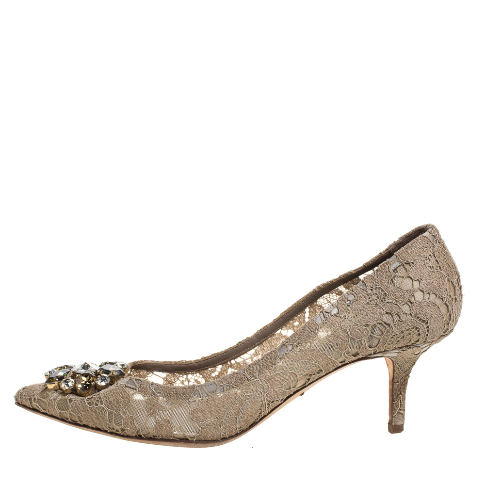 Dolce & Gabbana Beige Crystal Embellished Lace Bellucci Pointed Toe Pumps Size
Dolce & Gabbana Beige Crystal Embellished Lace Bellucci Pointed Toe Pumps Size