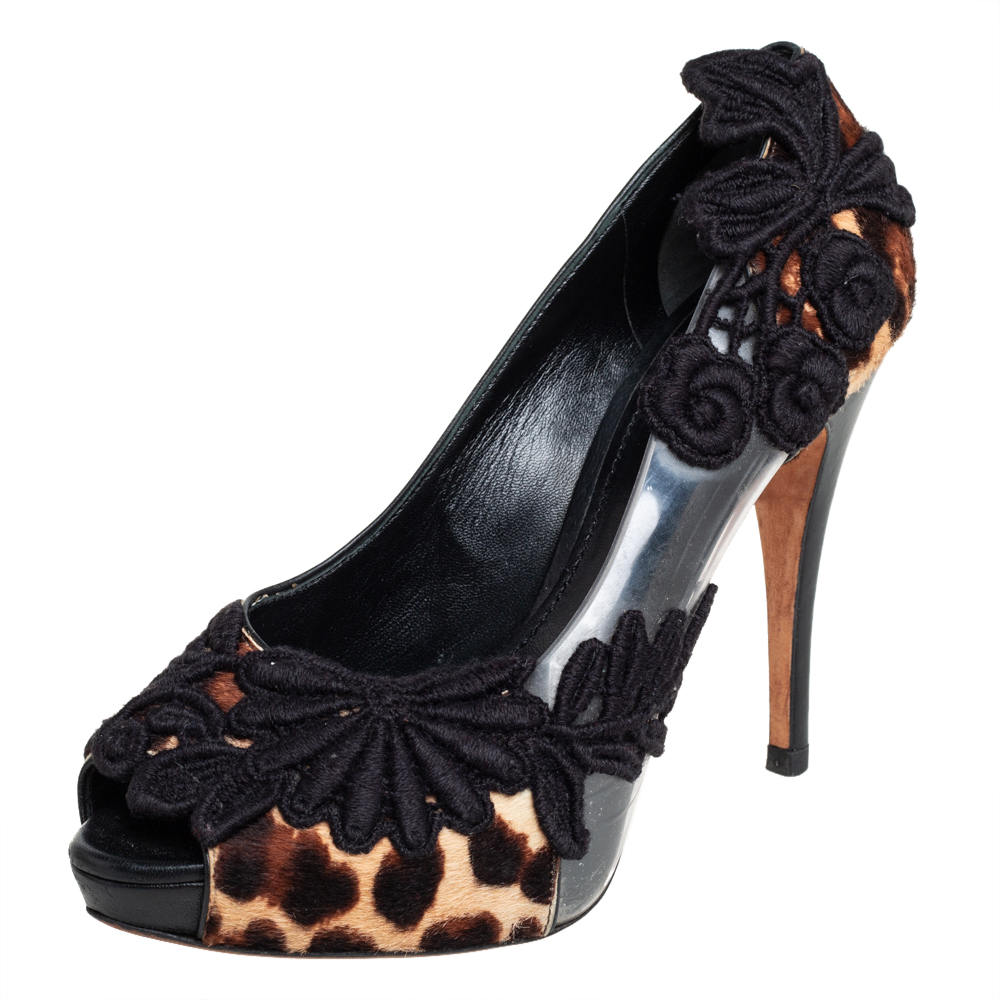 Dolce & gabbana black/brown calf hair and pvc leopard print  floral embroidered peep toe pumps size 37.5