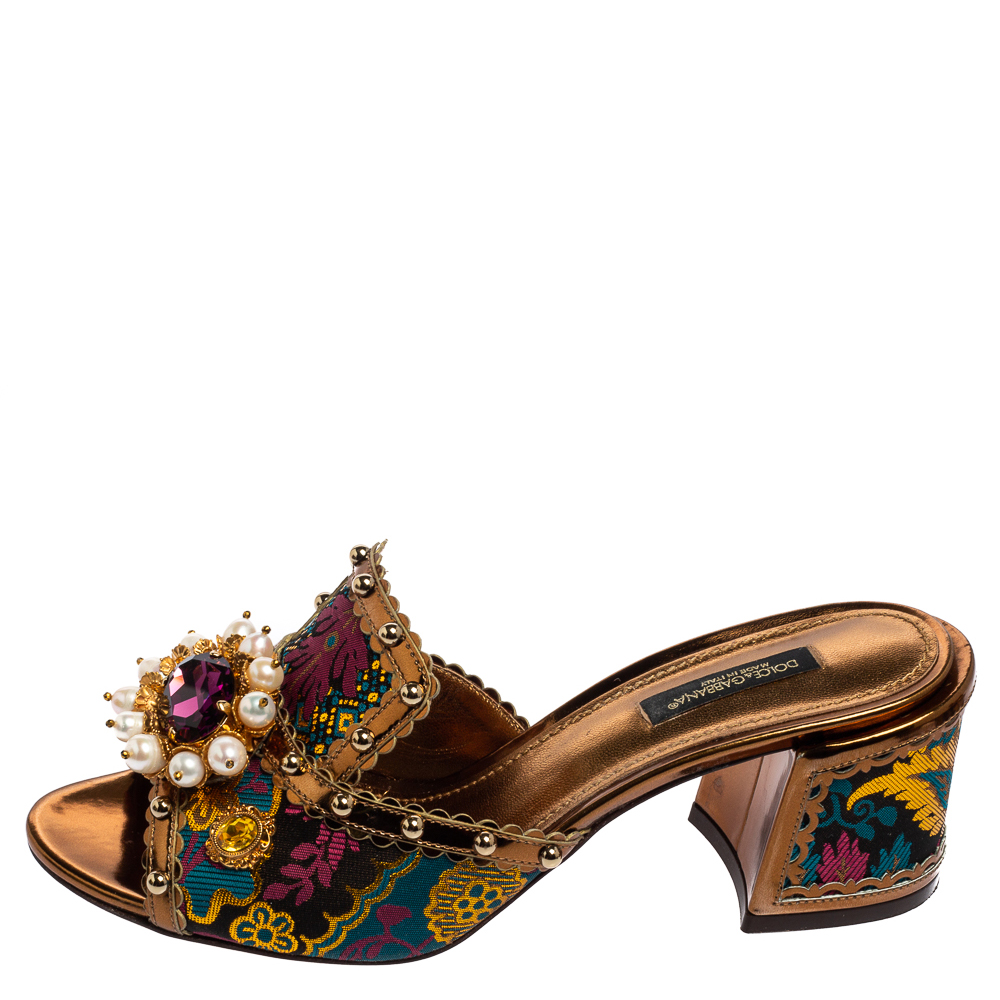 Dolce & Gabbana Multicolor Brocade Fabric Embellished Mule Sandals Size
Dolce & Gabbana Multicolor Brocade Fabric Embellished Mule Sandals Size