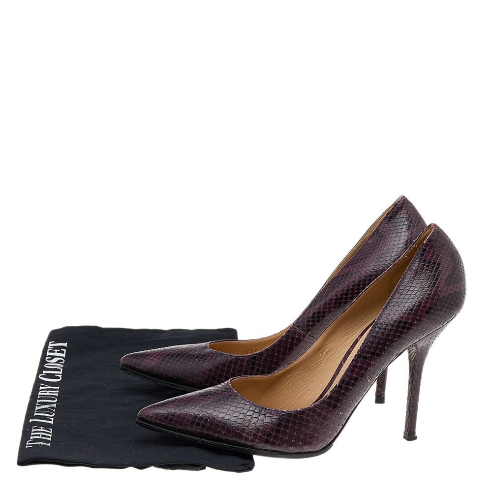Dolce & Gabbana Dark Purple/Black Snakeskin Pointed Toe Pumps Size 40