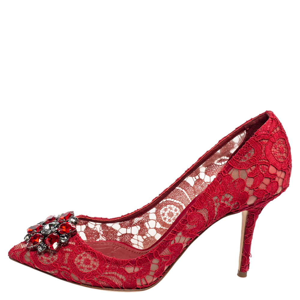 Dolce & Gabbana Red Lace Bellucci Crystal Embellished Pointed-Toe Pumps Size
Dolce & Gabbana Red Lace Bellucci Crystal Embellished Pointed-Toe Pumps Size