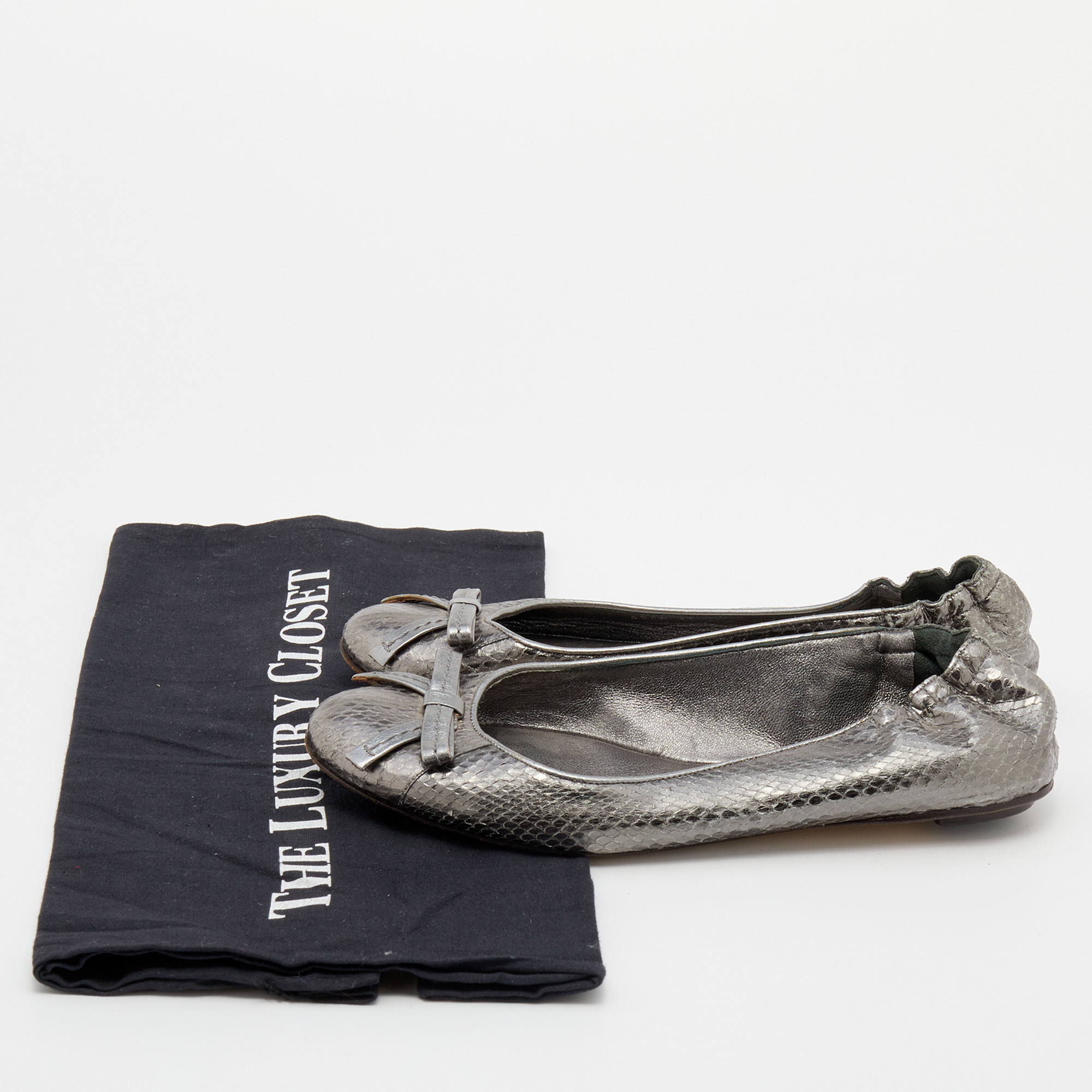 Dolce & Gabbana Metallic Grey Snakeskin Bow Ballet Flats Size 36.5