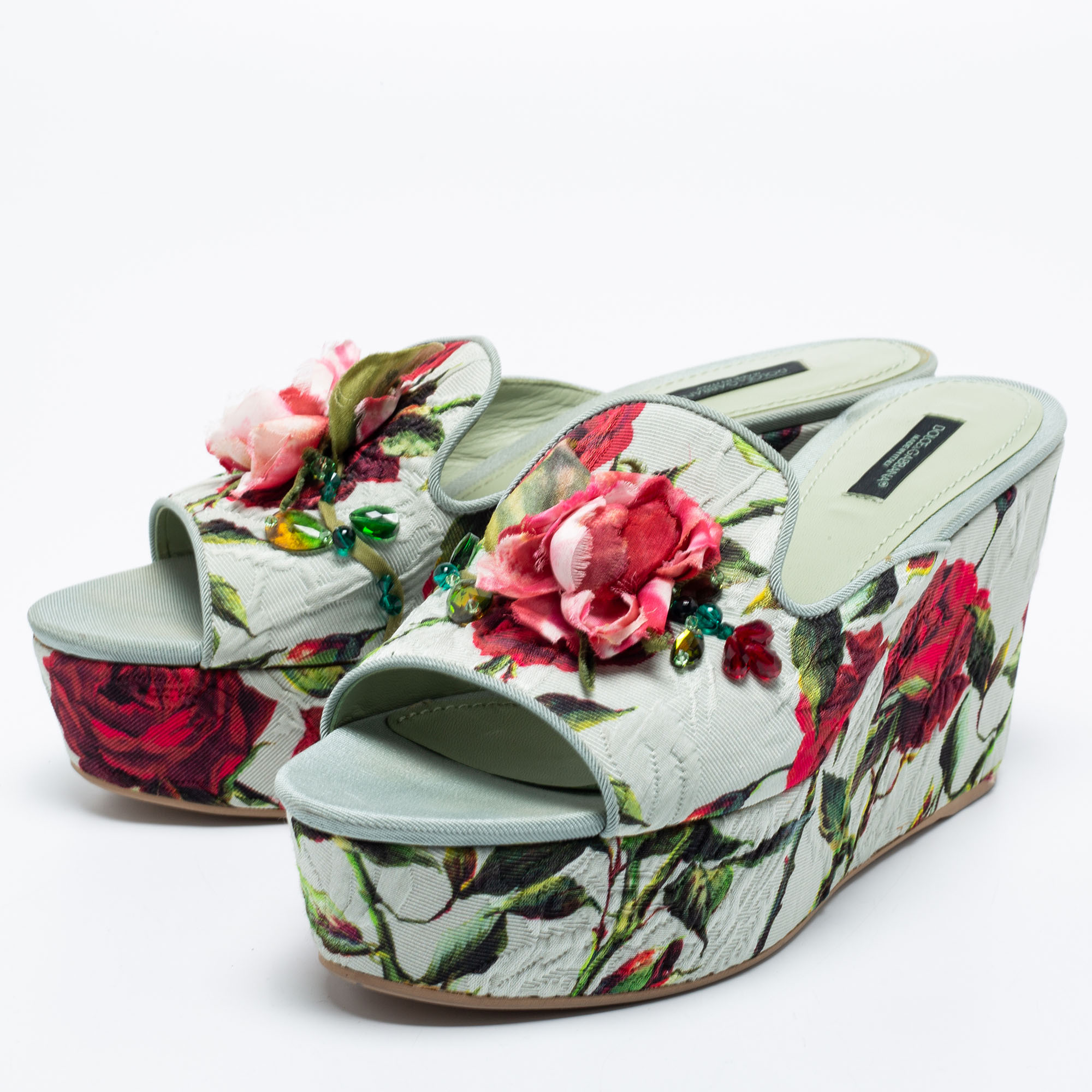 Dolce & Gabbana Multicolor Flower Printed Canvas Platform Wedge Sandals Size
Dolce & Gabbana Multicolor Flower Printed Canvas Platform Wedge Sandals Size