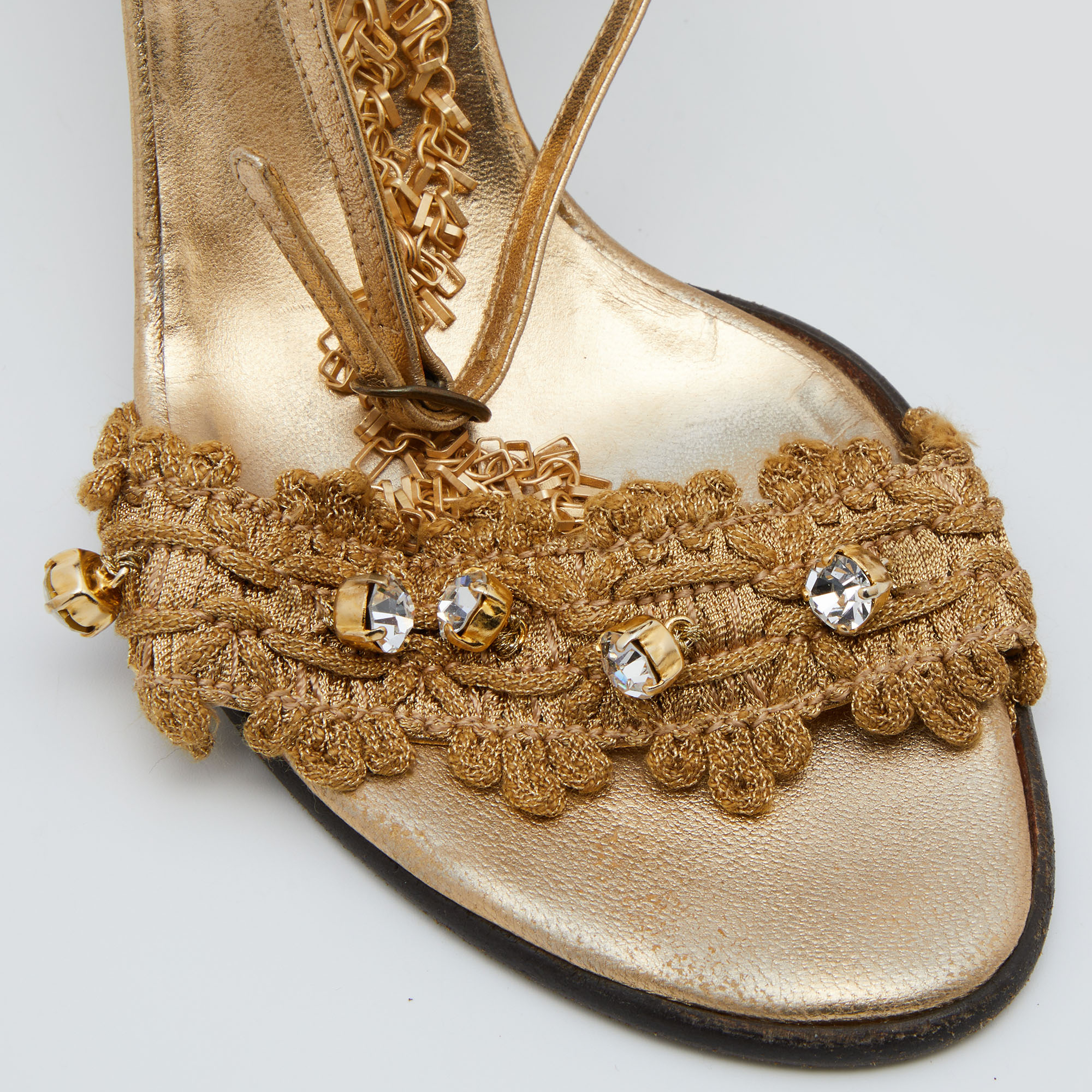 Dolce & Gabbana Gold Lurex Fabric And Leather Embellished Chain Detail Block Heel Sandal Size 35.5