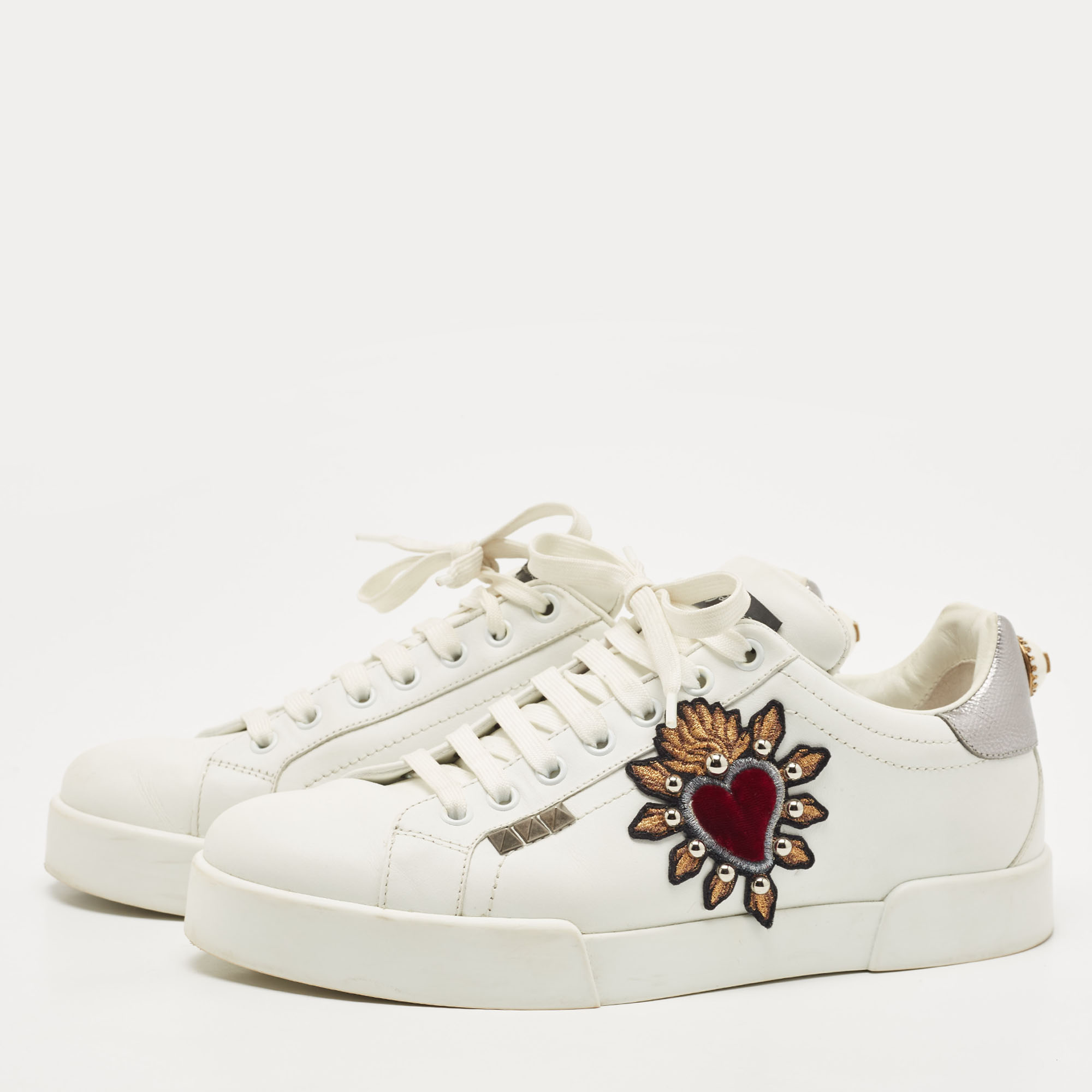 

Dolce & Gabbana White Leather Portofino Pearl Embellished Low Top Sneakers Size