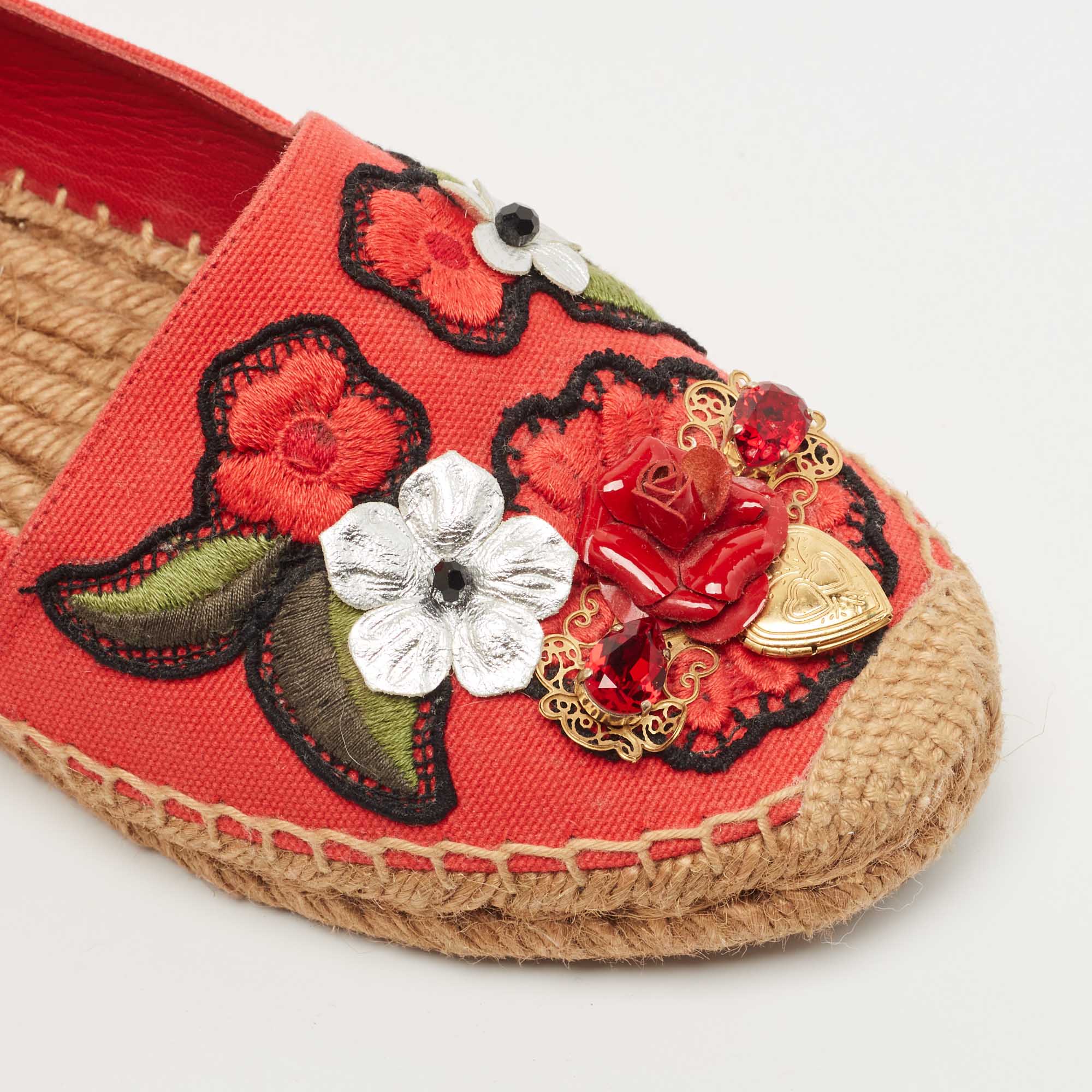 Dolce & Gabbana Red Canvas Locket Flower Jewel Embroidered Espadrilles Flats Size 37