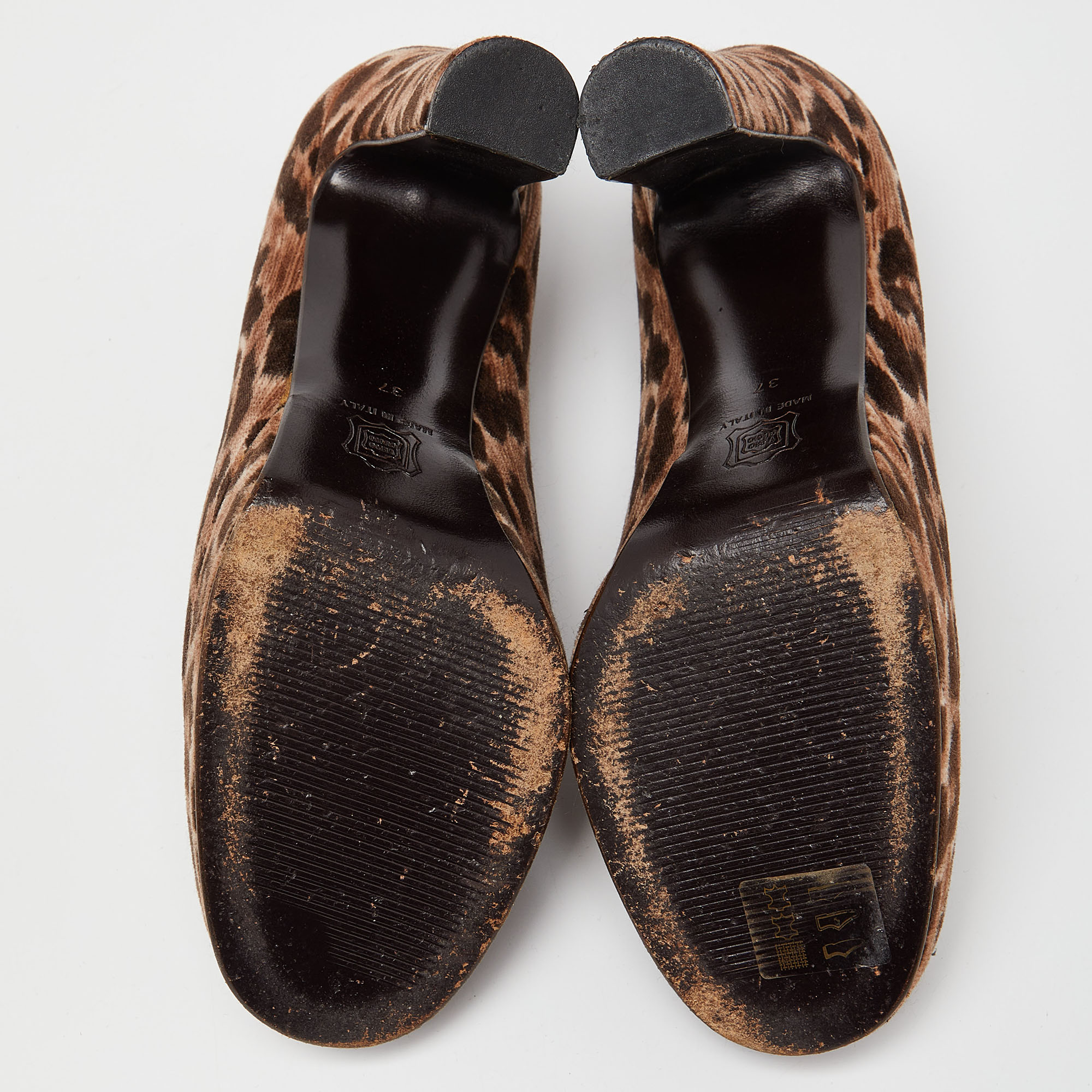 Dolce And Gabbana Brown Leopard Print Velvet Block Heel Pumps Size 37