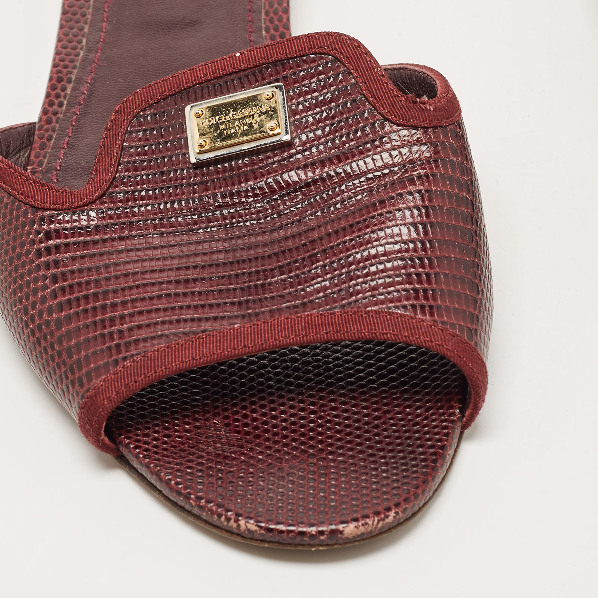 Dolce & Gabbana Burgundy Lizard Embossed Leather Flat Slides Size 40