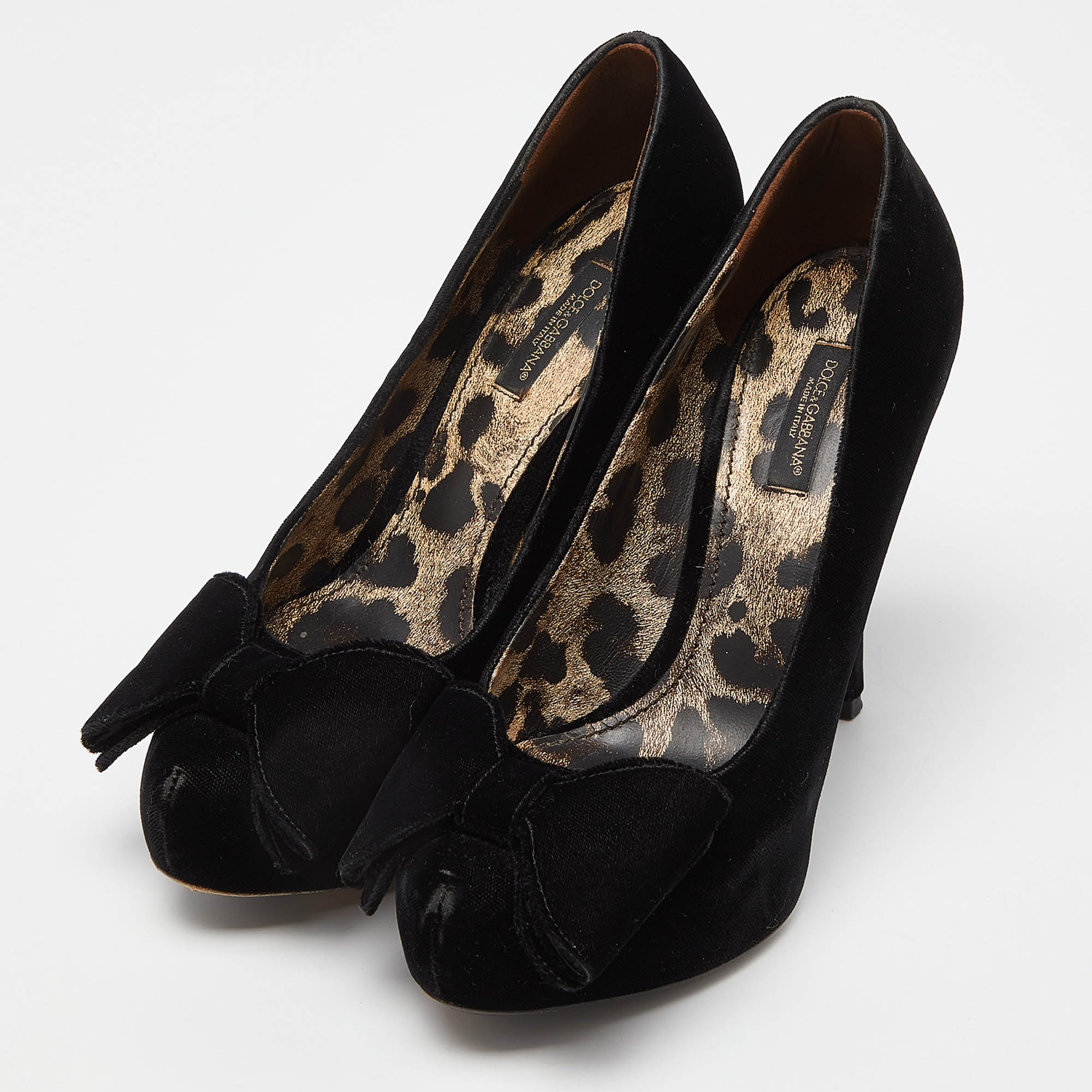 Dolce & Gabbana Black Velvet Bow Pumps Size 37