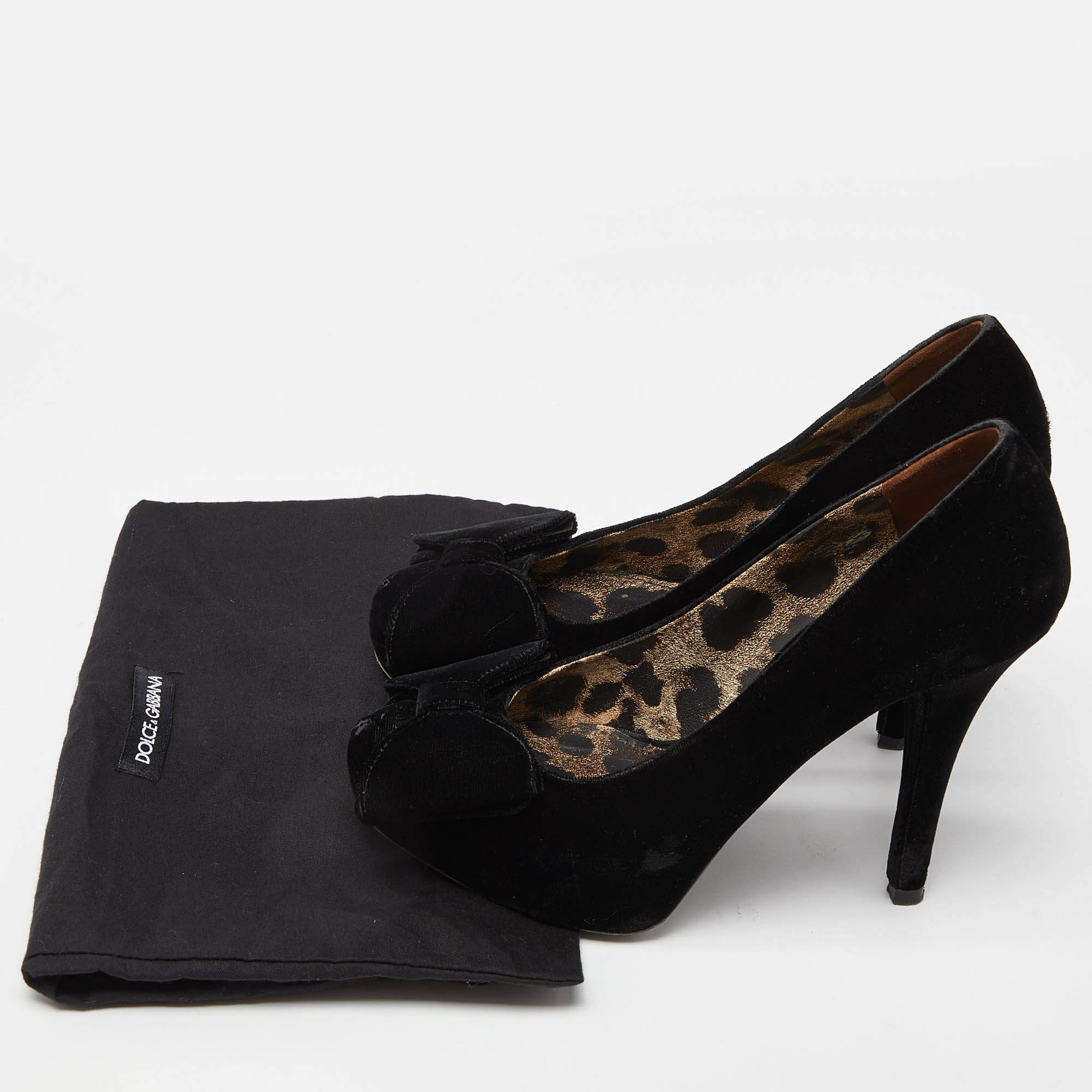 Dolce & Gabbana Black Velvet Bow Pumps Size 37