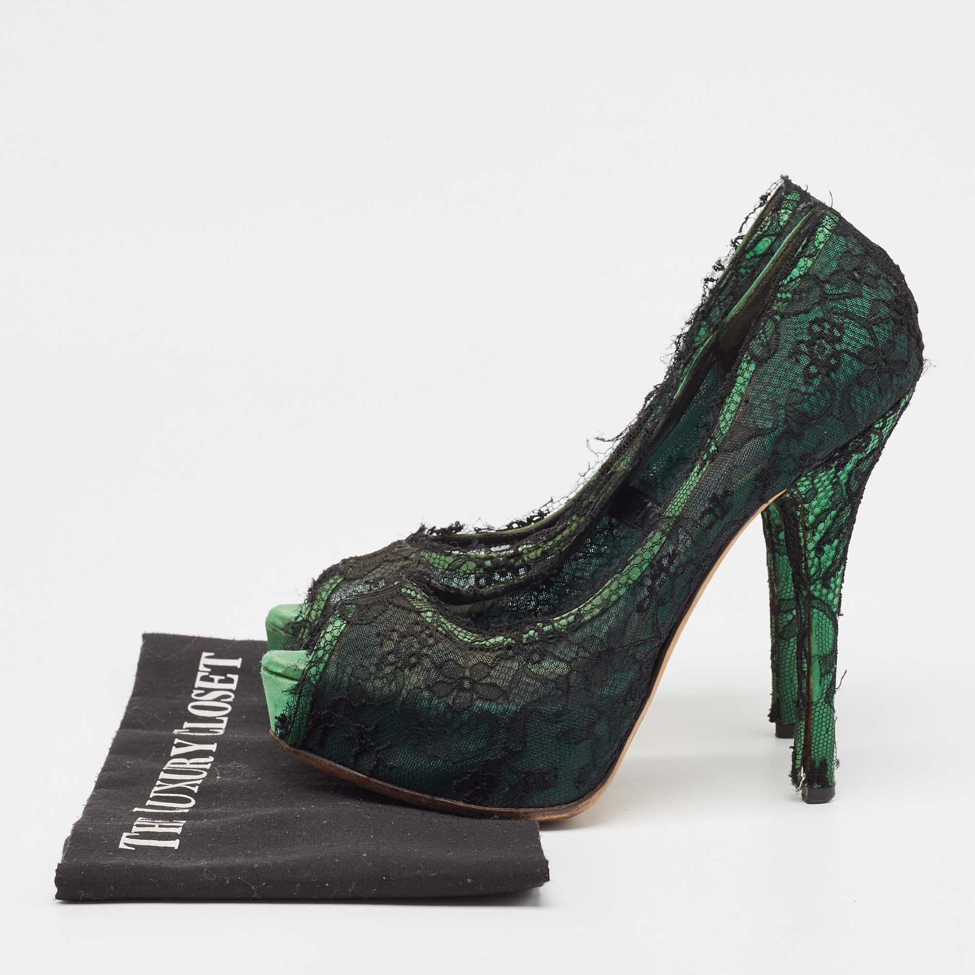 Dolce & Gabbana Black/Green Lace And Satin Peep Toe Platform Pumps Size 40