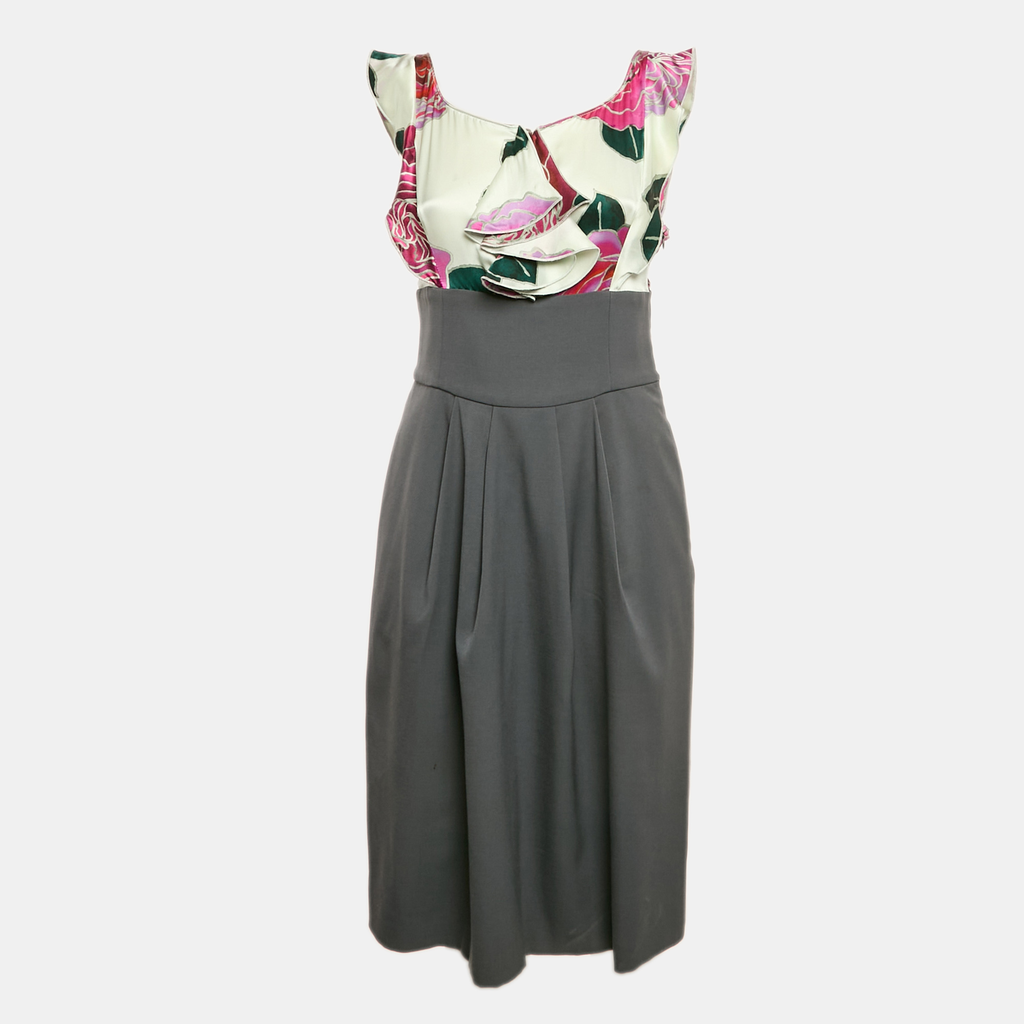 Emporio Armani Pink/Grey Floral Print Satin and Wool Ruffled Short Dress M
Emporio Armani Pink/Grey Floral Print Satin and Wool Ruffled Short Dress M