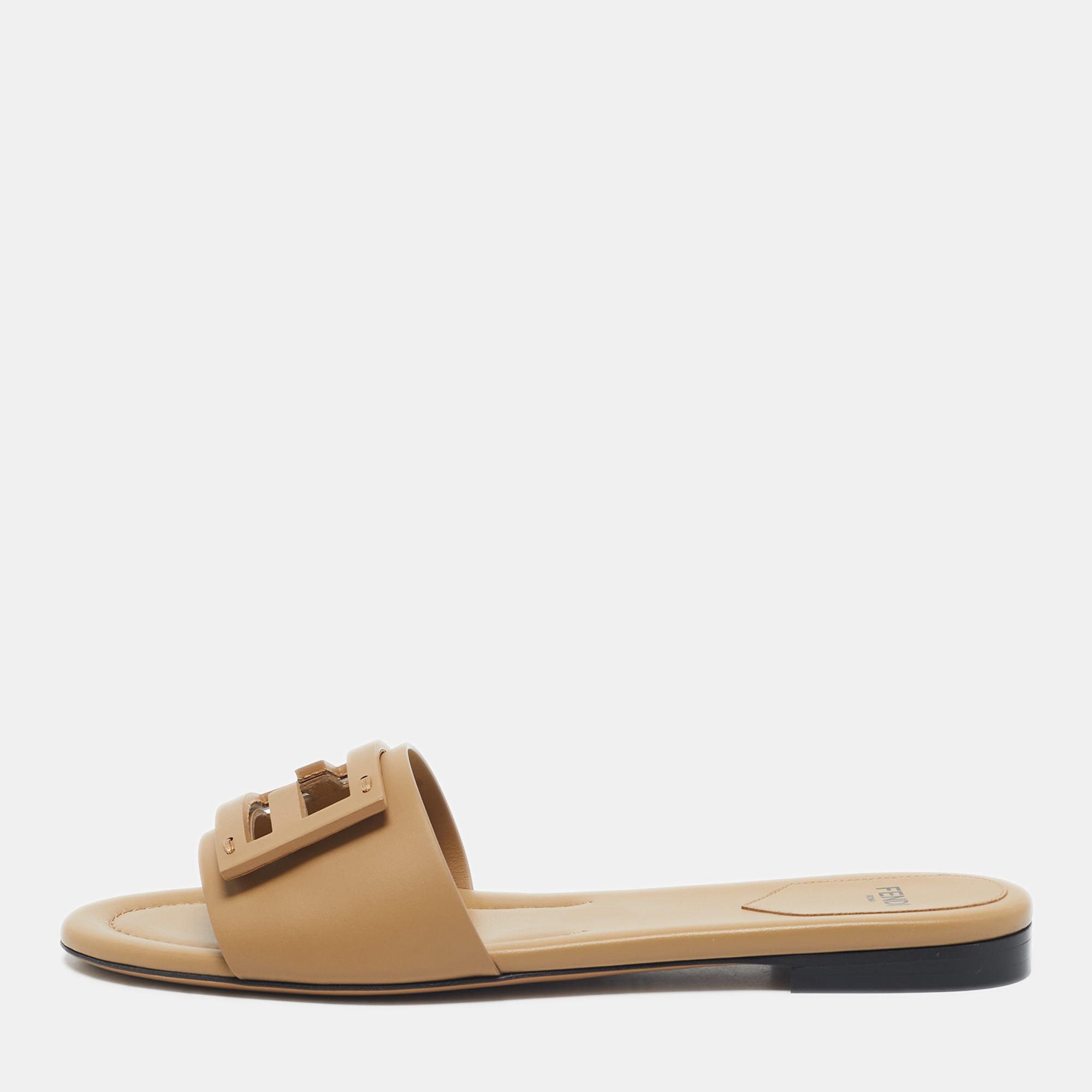 Fendi Beige Leather Baguette Flat Slides Size 38.5 - Fendi - Modalova