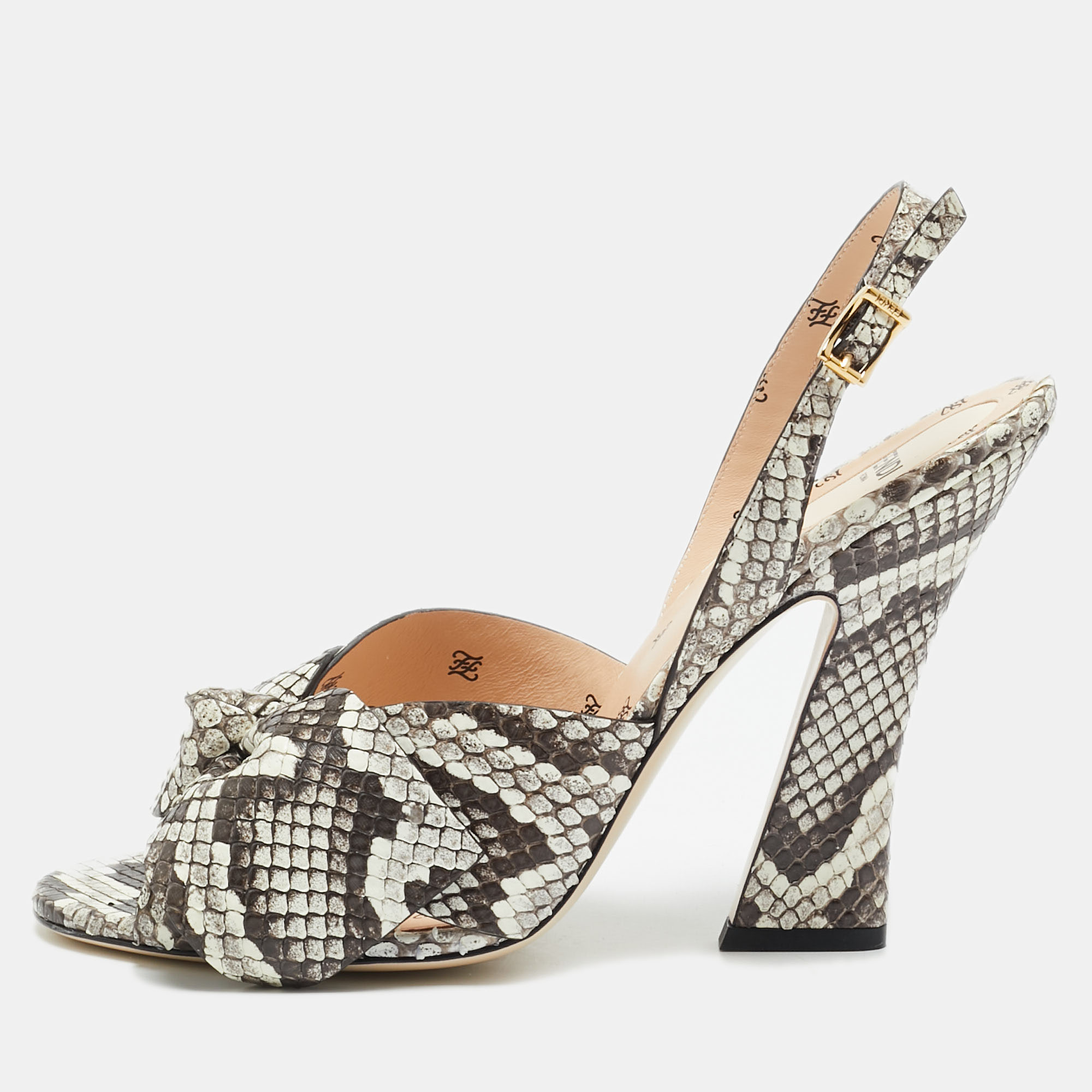 Fendi FFreedom Size Beige Python Slingback Sandals
Fendi FFreedom Size Beige Python Slingback Sandals