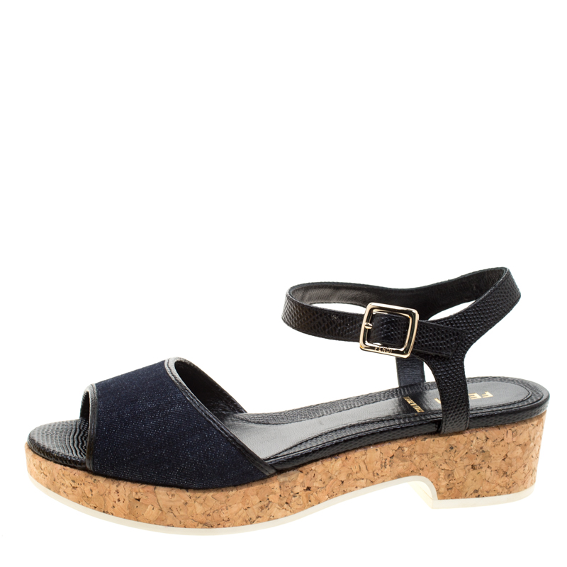 Fendi Blue Denim And Black Lizard Embossed Leather Cork Platform Ankle Strap Sandals Size
Fendi Blue Denim And Black Lizard Embossed Leather Cork Platform Ankle Strap Sandals Size