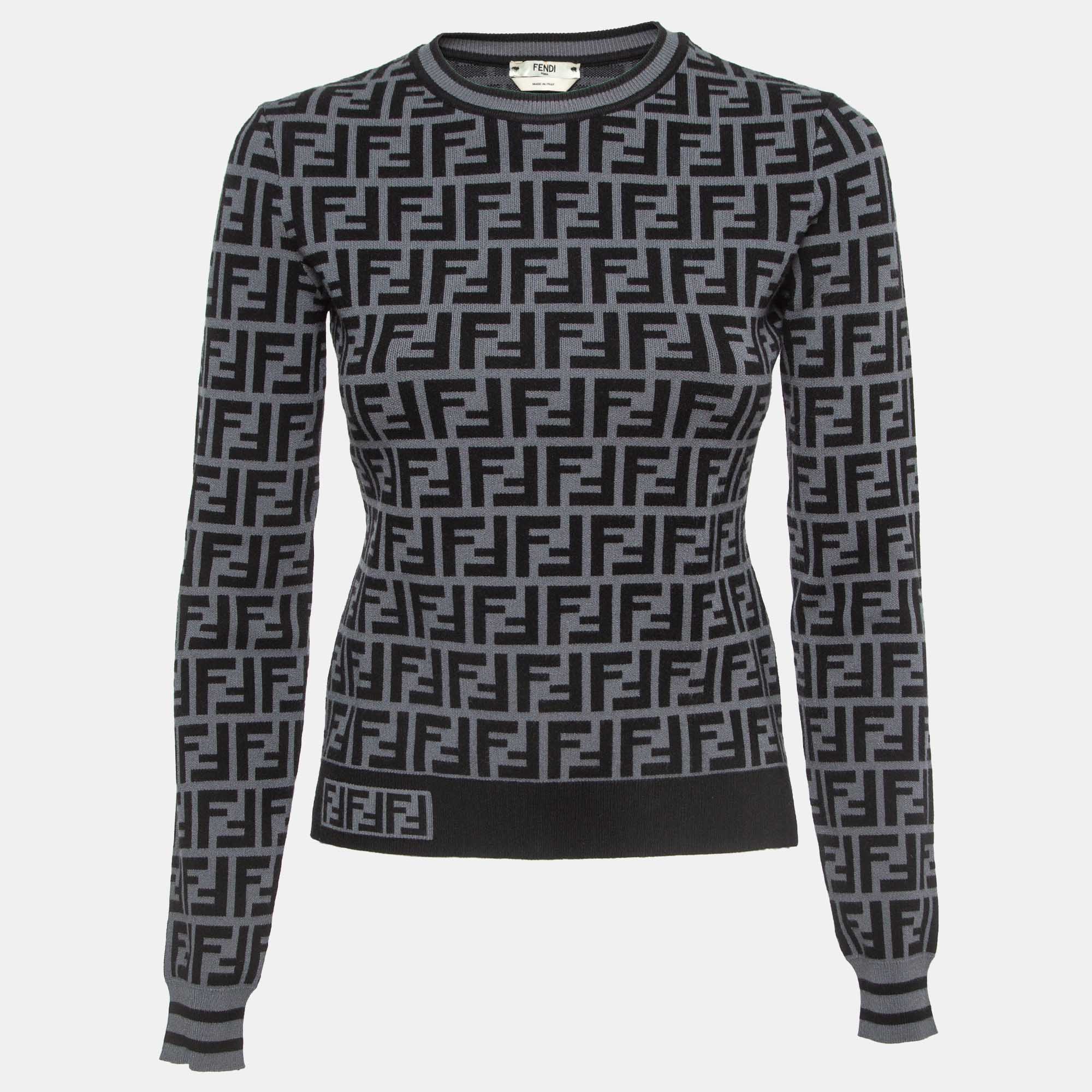 

Fendi Grey/Black Monogram Knit Pullover