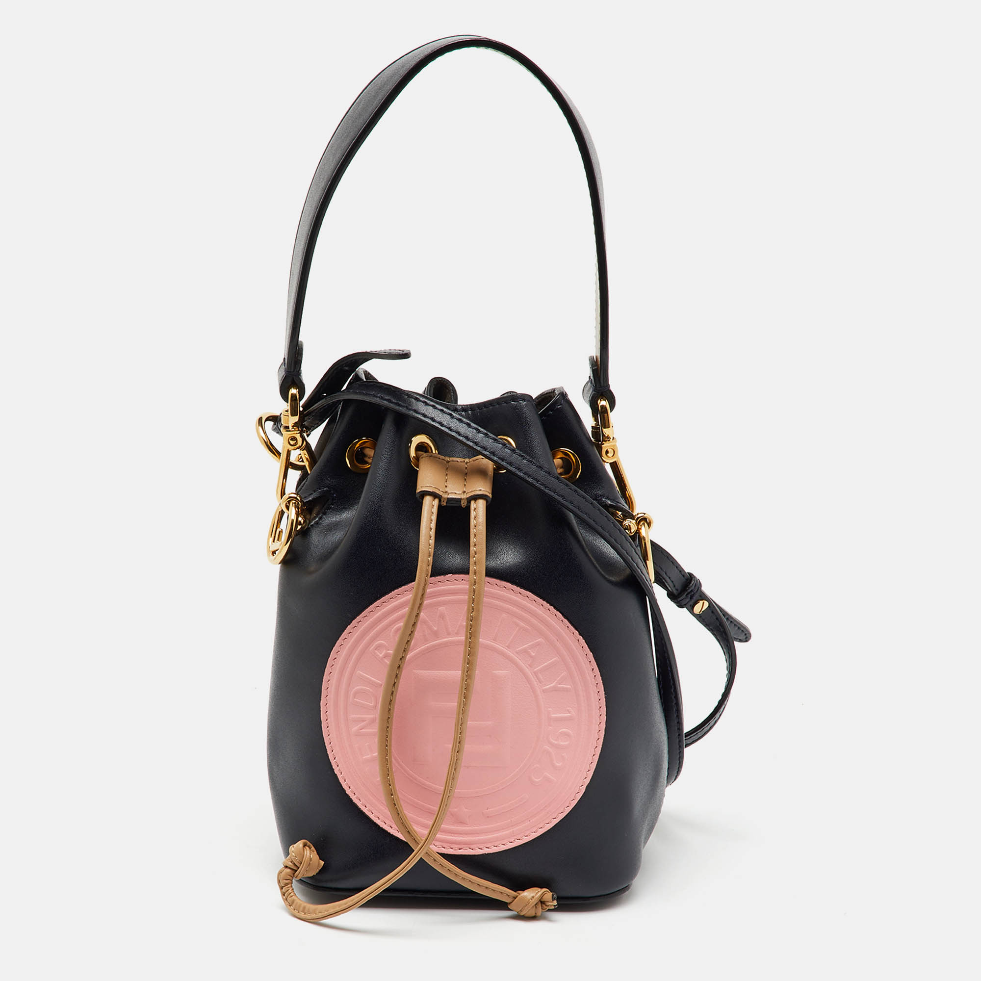 Fendi Navy Blue/Pink Leather Mini Mon Tresor Drawstring Bucket Bag
Fendi Navy Blue/Pink Leather Mini Mon Tresor Drawstring Bucket Bag