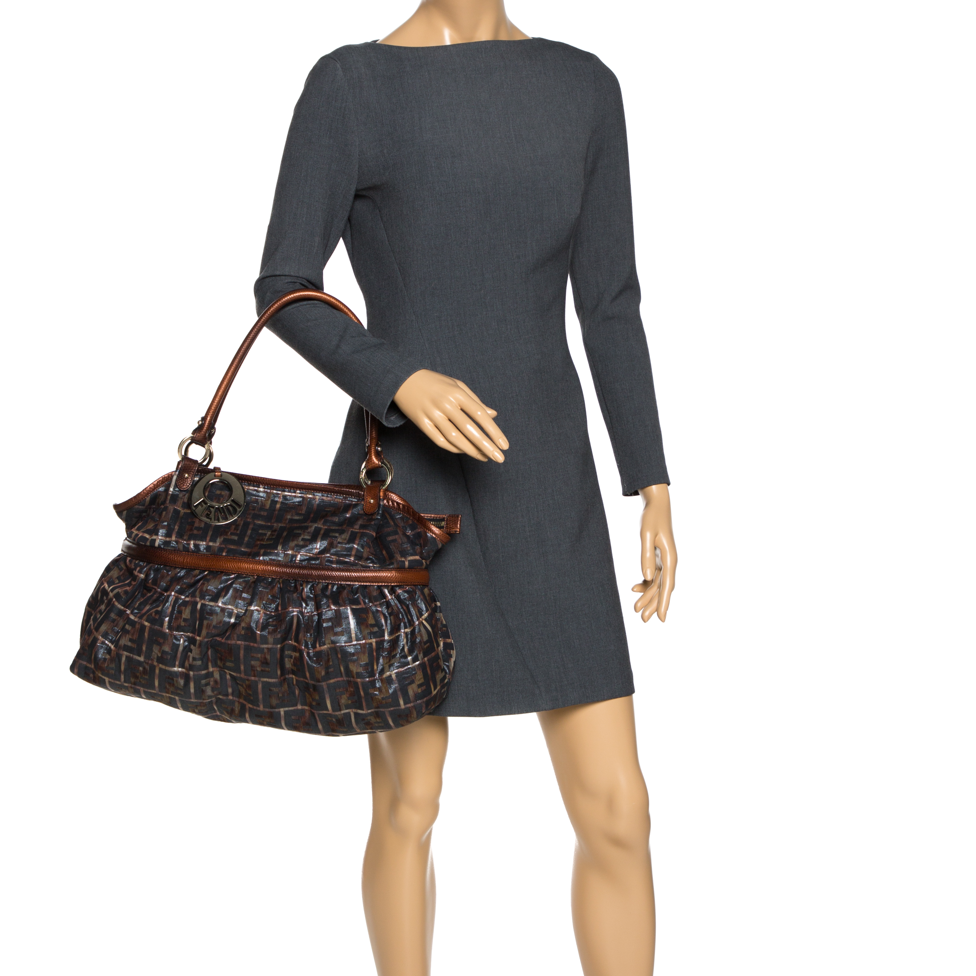 Fendi Dark Grey/Bronze Zucca Nylon and Lizard Embossed Leather Trim Chef Tote
Fendi Dark Grey/Bronze Zucca Nylon and Lizard Embossed Leather Trim Chef Tote