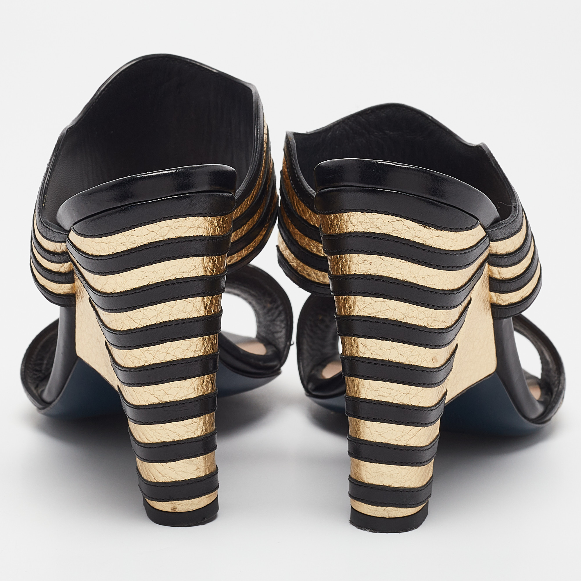 Fendi Black/Gold Leather Wave Striped Slide Sandals Size 39